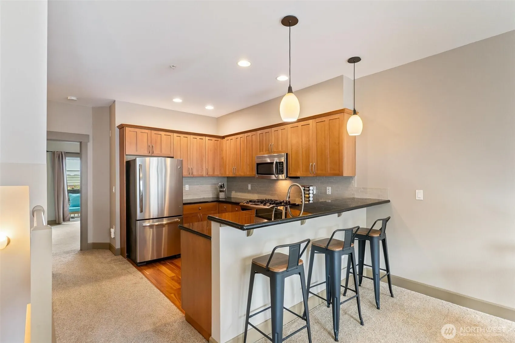 2115 201st Place SE #L2, Bothell, WA 98012-8565