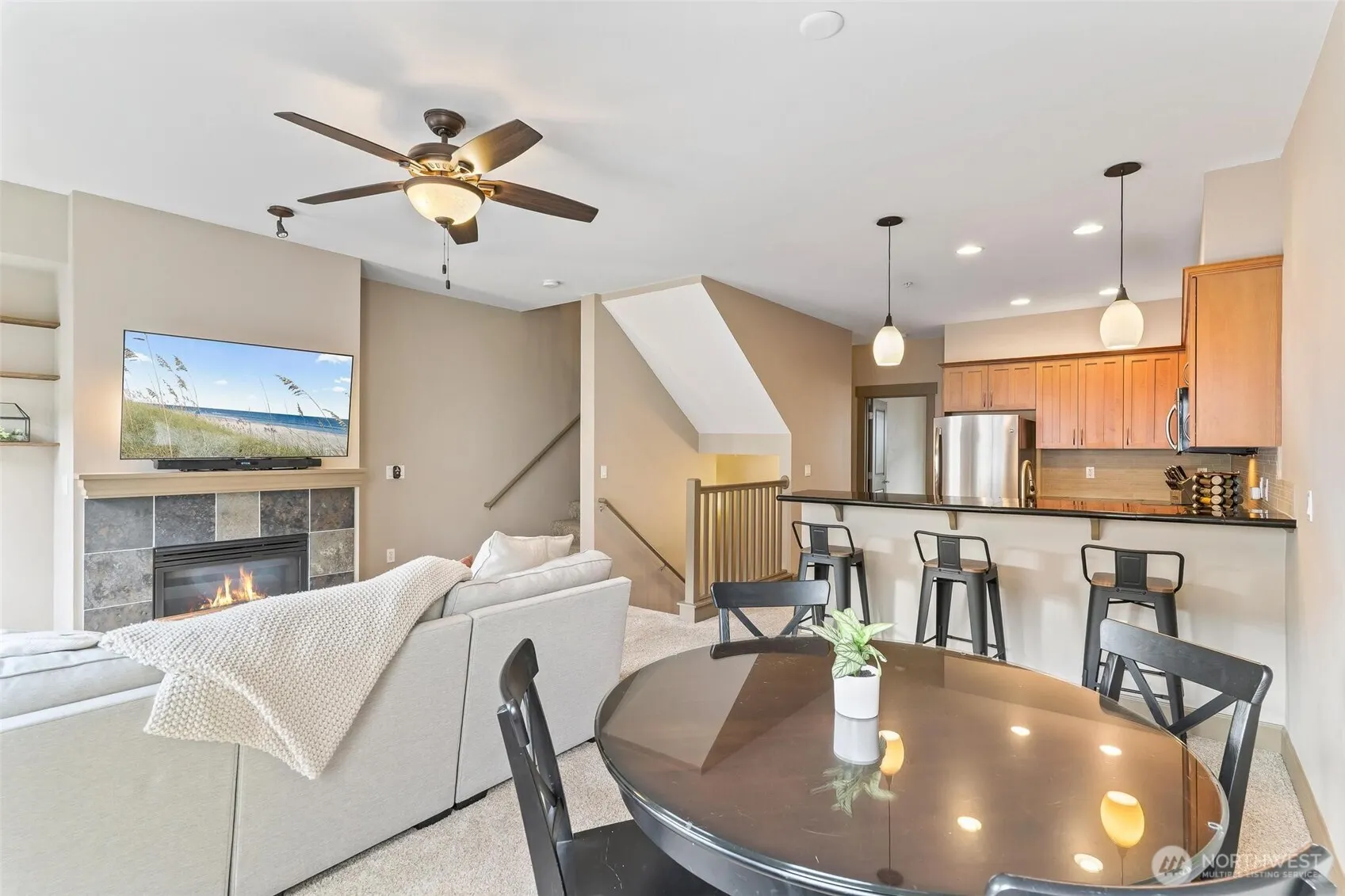 2115 201st Place SE #L2, Bothell, WA 98012-8565