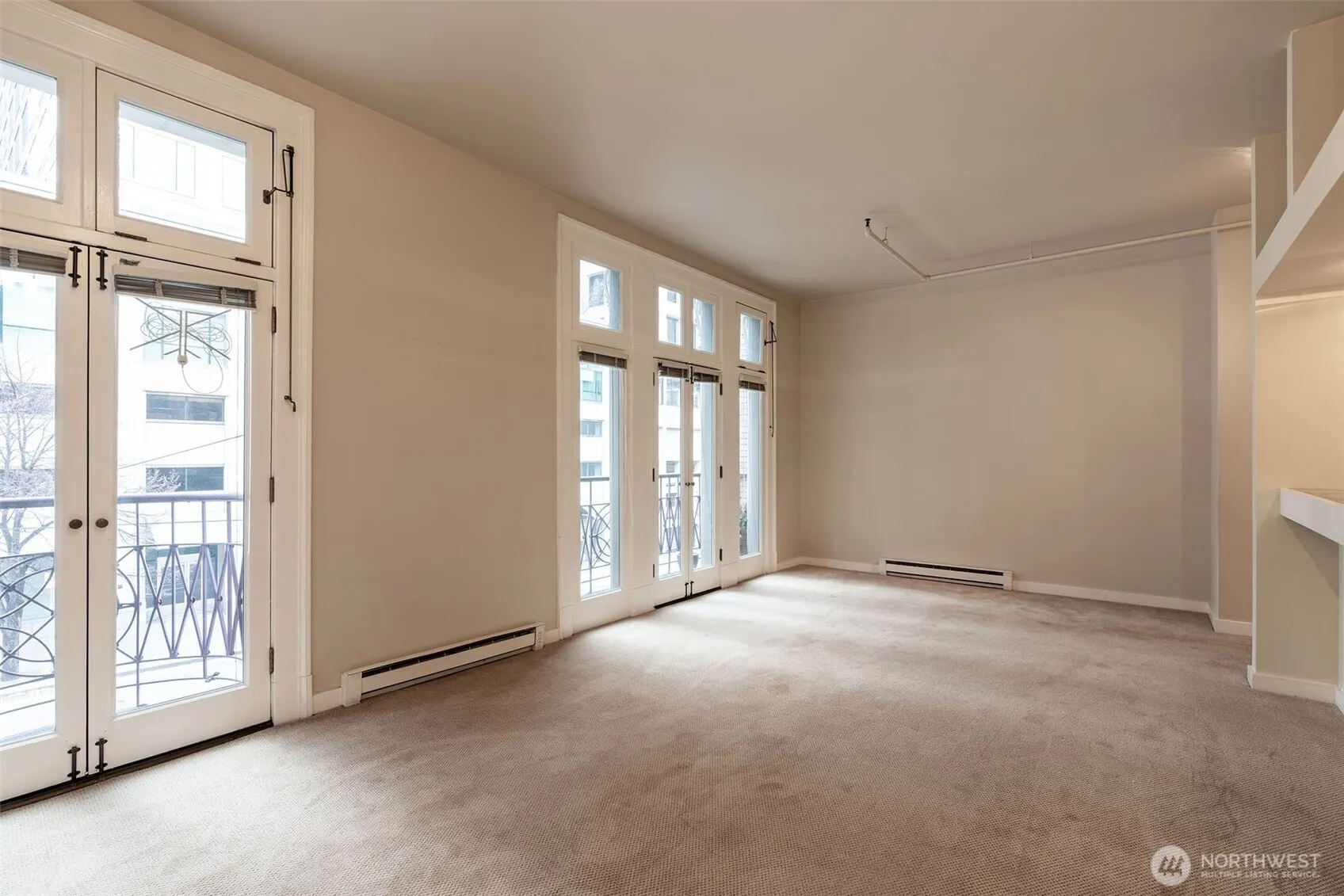 1119 1st Avenue #206, Seattle, WA 98101