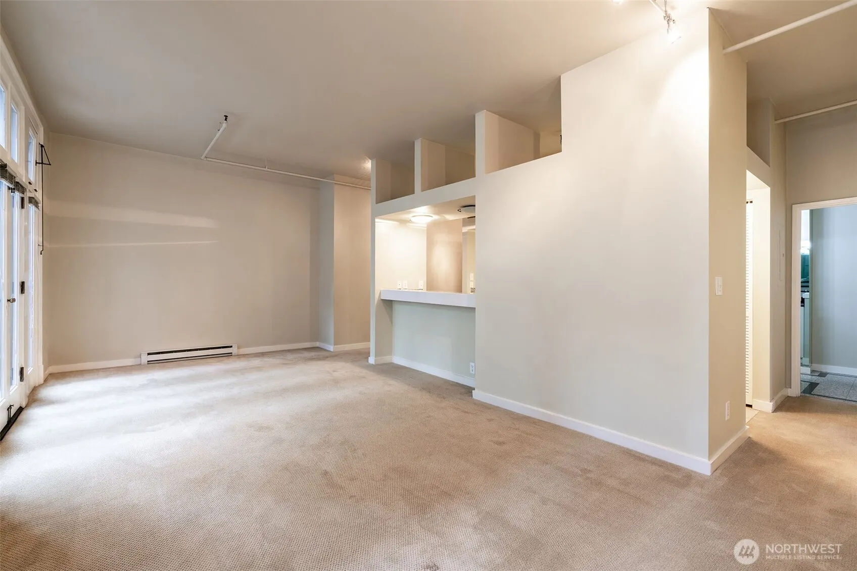 1119 1st Avenue #206, Seattle, WA 98101