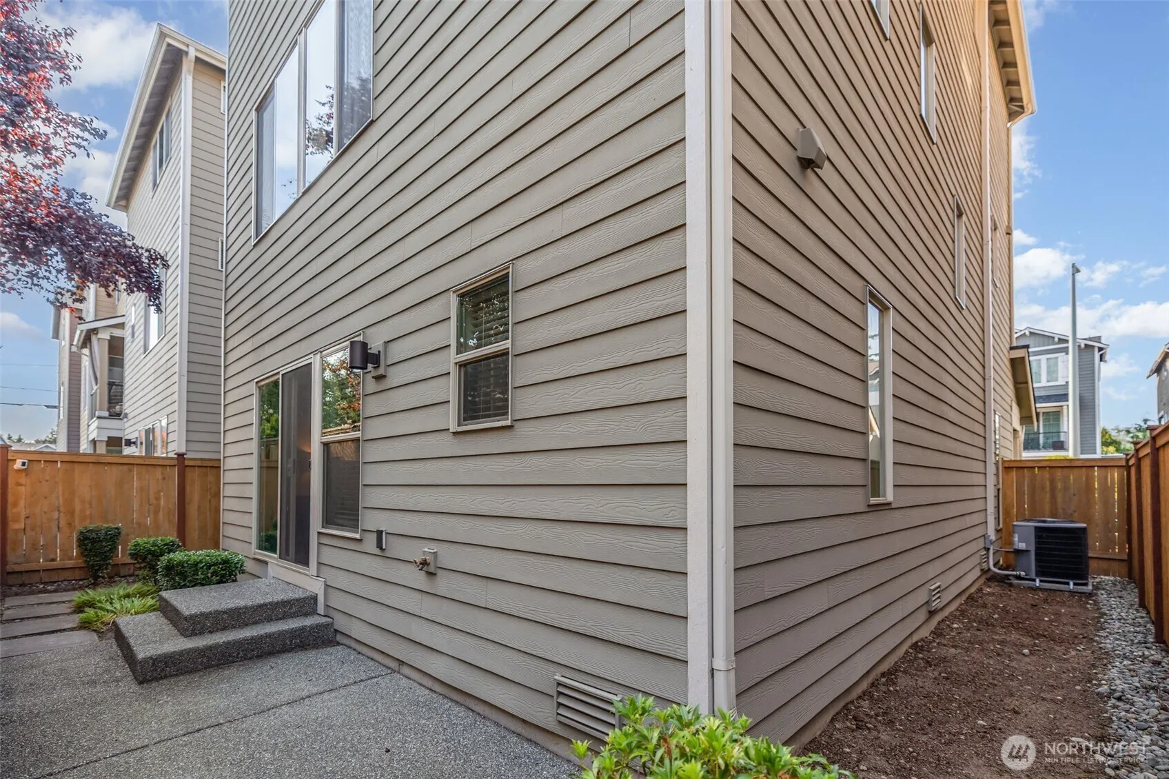 1308 141st Place SW, Lynnwood, WA 98087