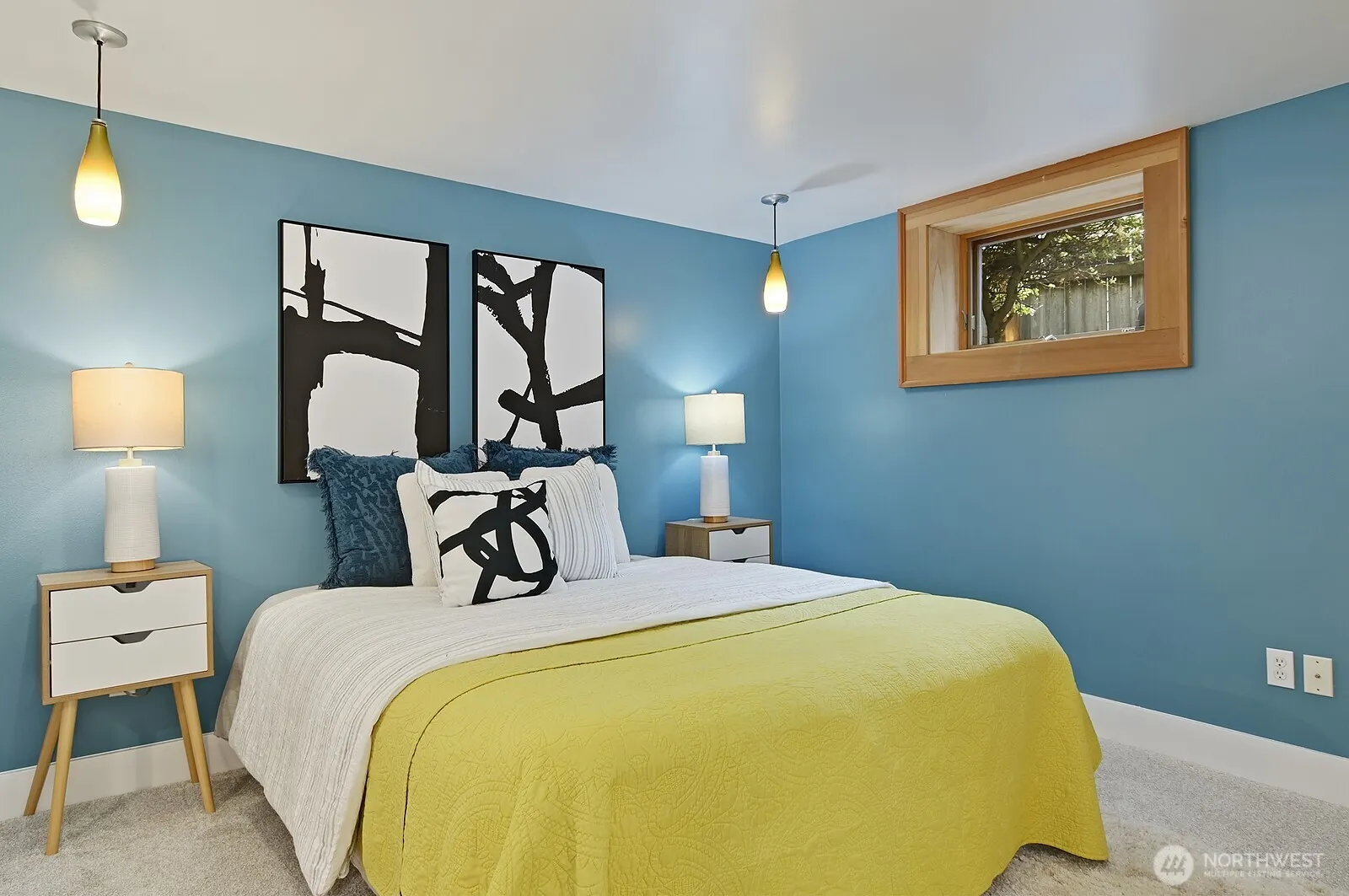 5722 25th Avenue NE, Seattle, WA 98105