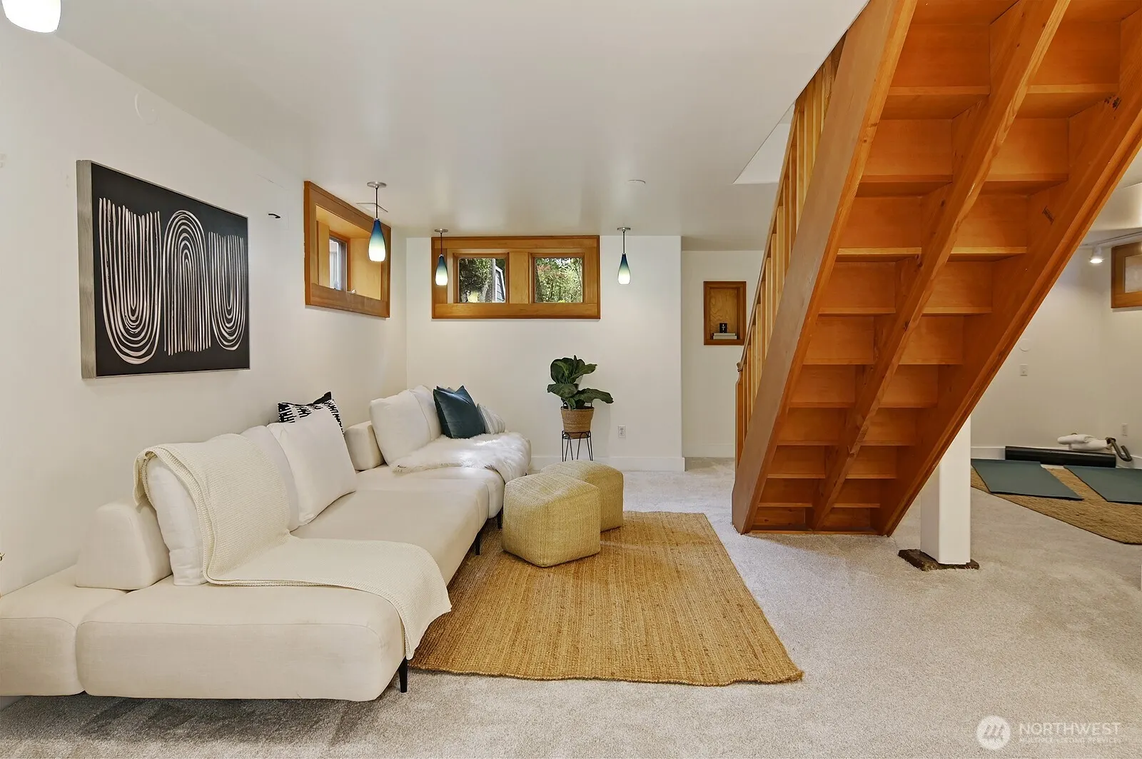 5722 25th Avenue NE, Seattle, WA 98105