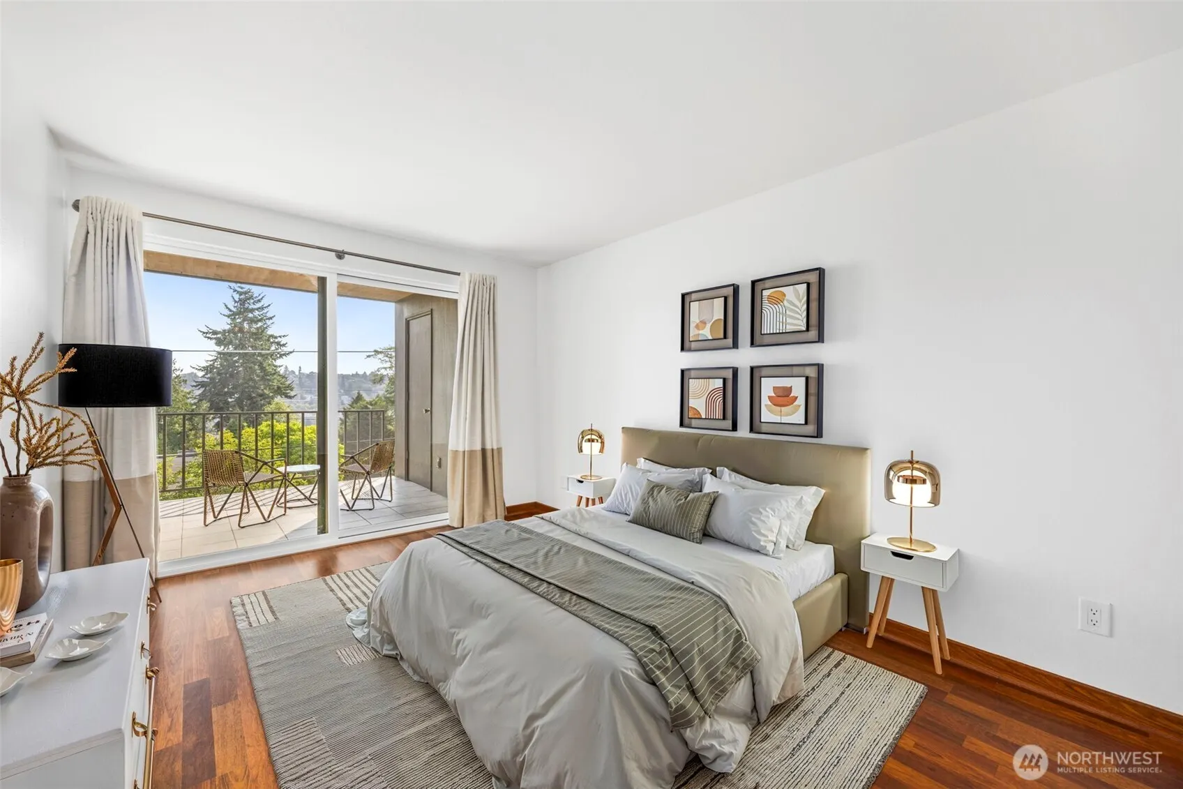 3601 24th Avenue W #207, Seattle, WA 98199