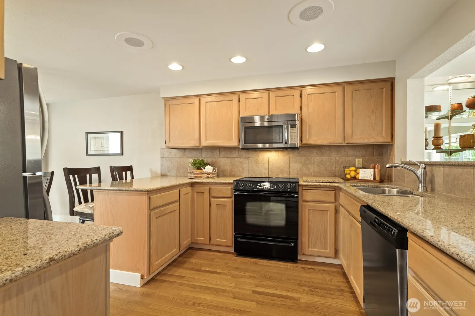 2015 Mill Pointe Drive SE, Mill Creek, WA 98012