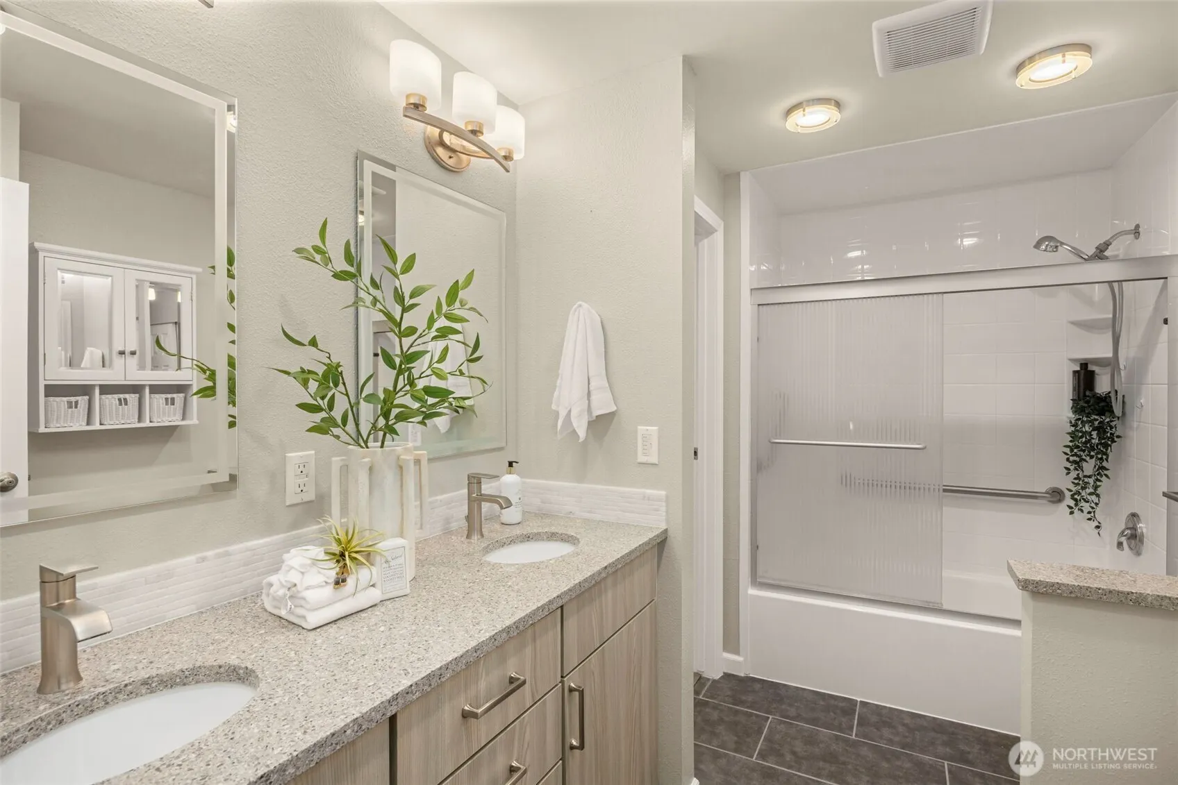 1555 Union Avenue NE #54, Renton, WA 98059-3972