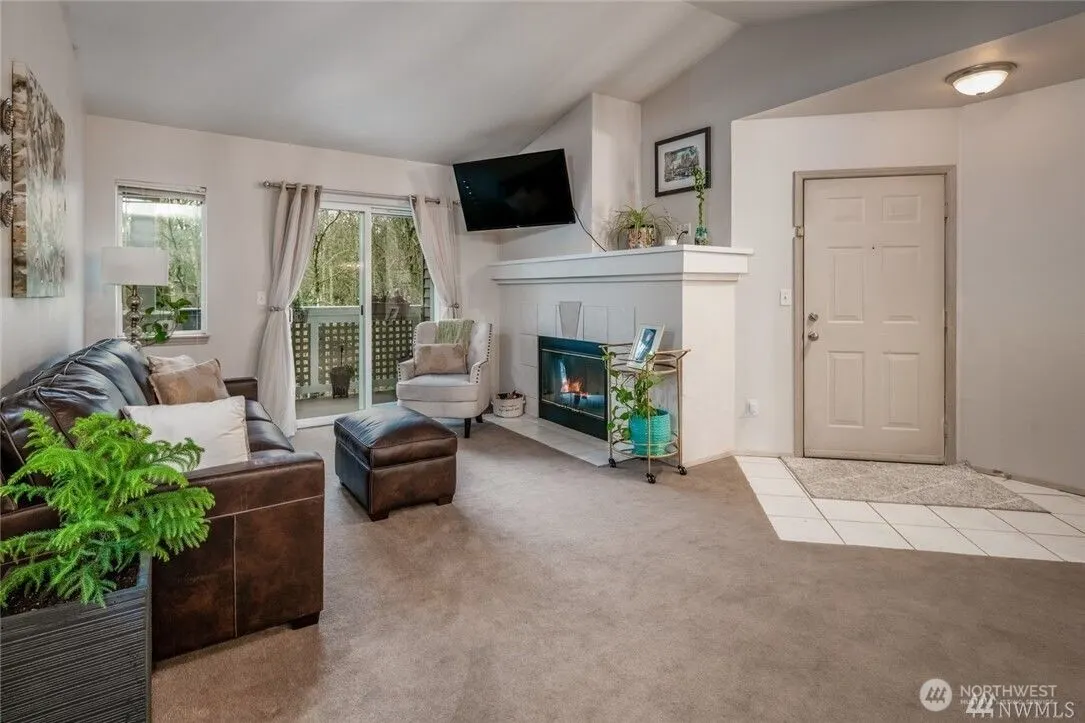 15300 112th Avenue NE #B308, Bothell, WA 98011