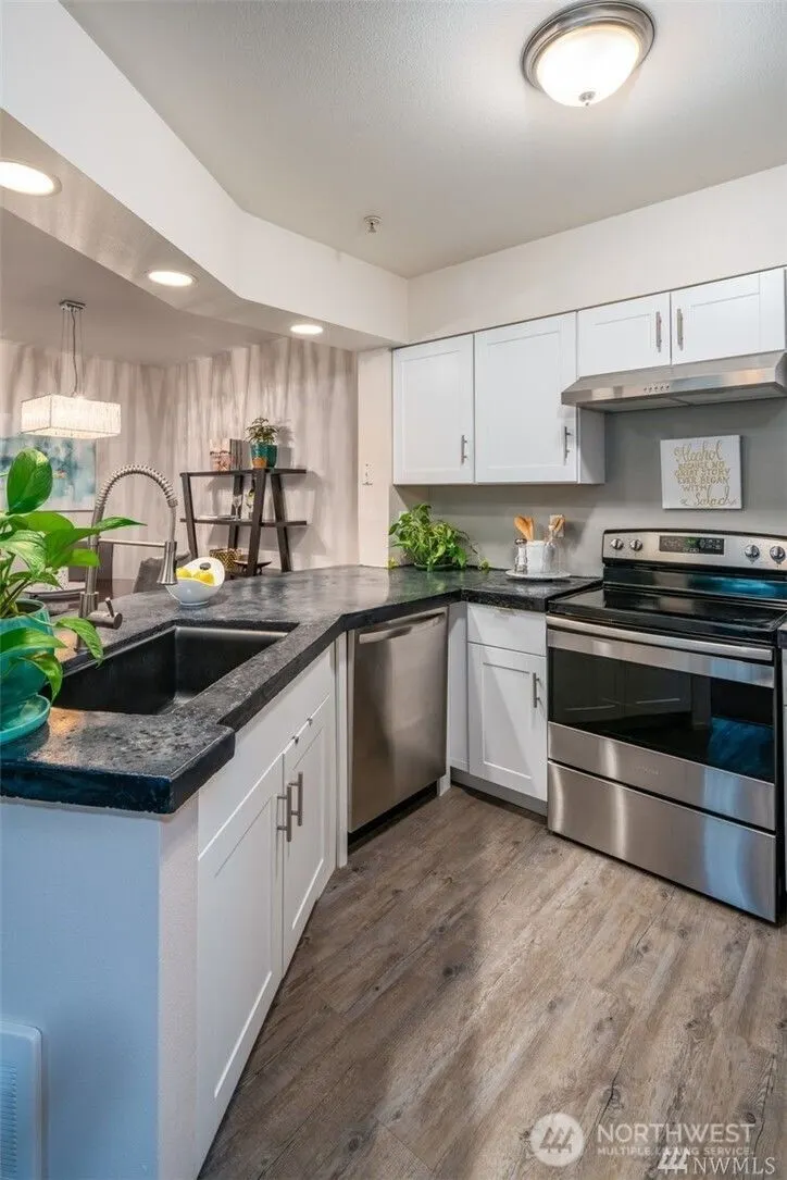 15300 112th Avenue NE #B308, Bothell, WA 98011