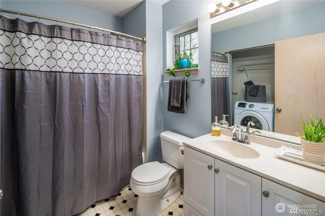 15300 112th Avenue NE #B308, Bothell, WA 98011