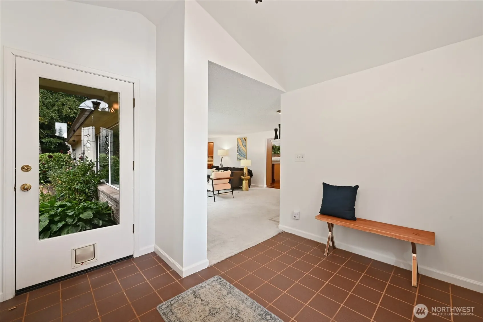 7818 NE 124th St , Kirkland, WA 98034