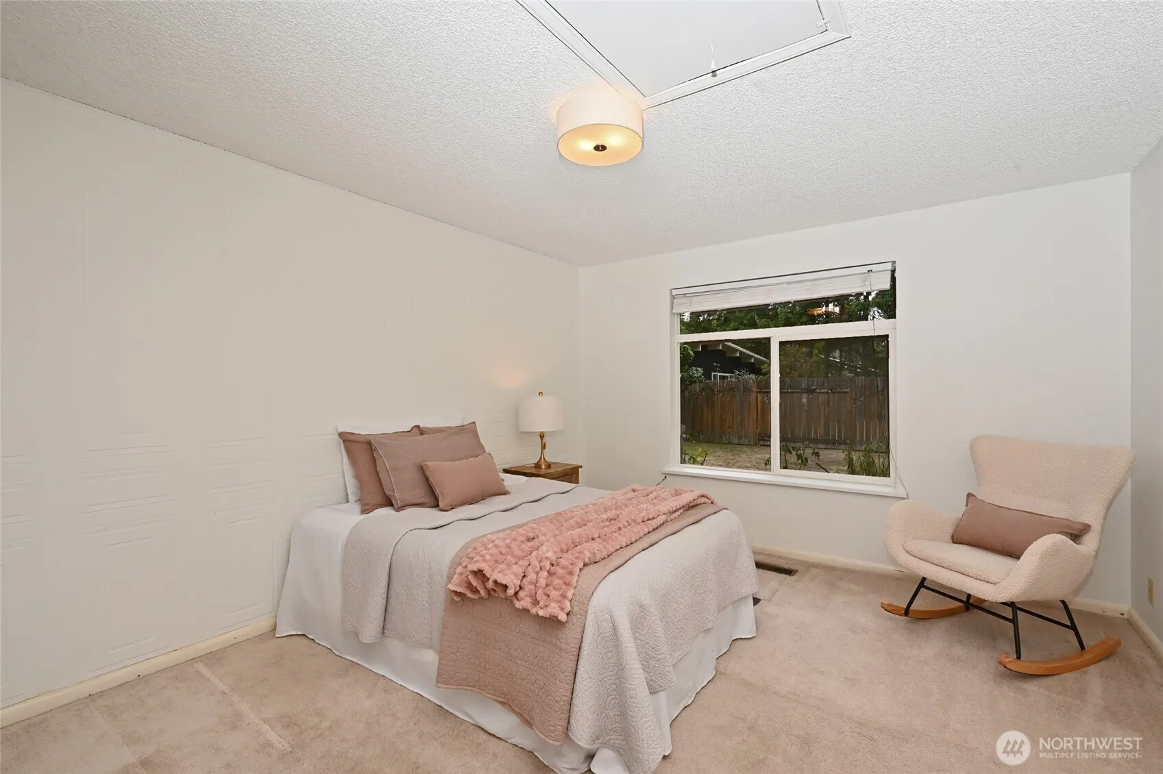 7818 NE 124th St , Kirkland, WA 98034