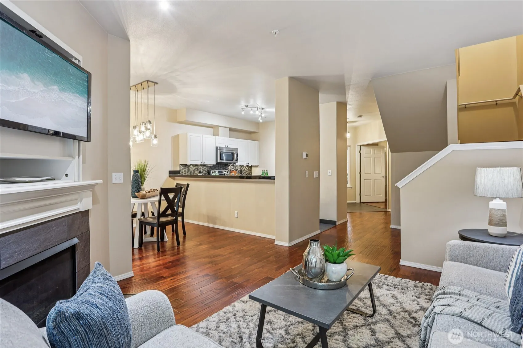 12118 NE 171st Place #E202, Bothell, WA 98011