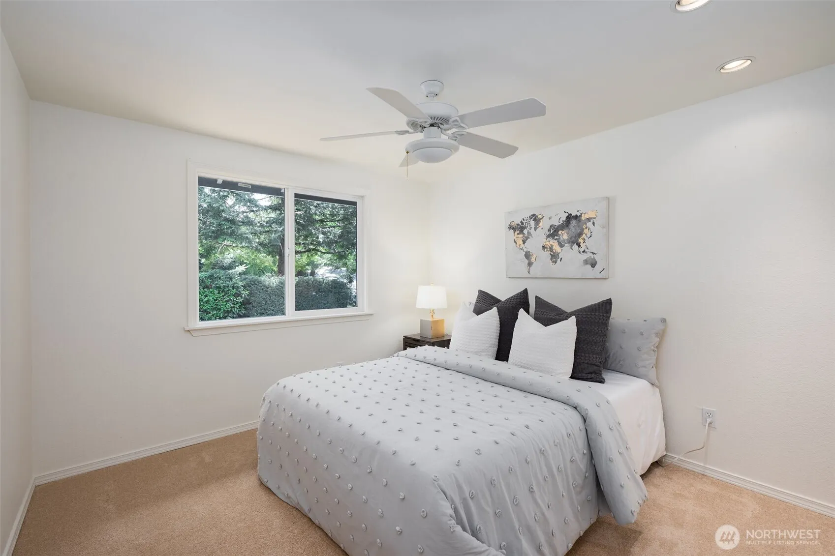 10909 156th Place NE, Redmond, WA 98052