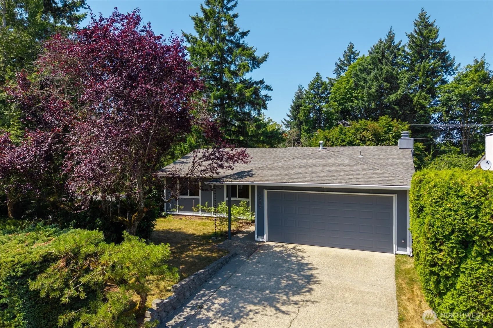 10909 156th Place NE, Redmond, WA 98052