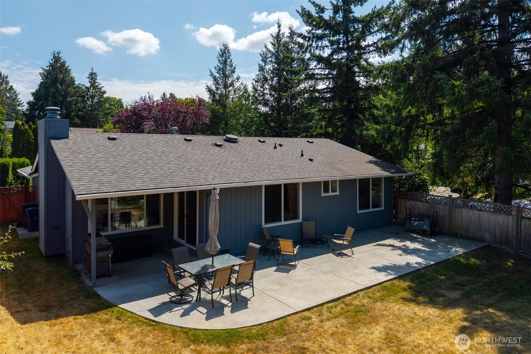 10909 156th Place NE, Redmond, WA 98052