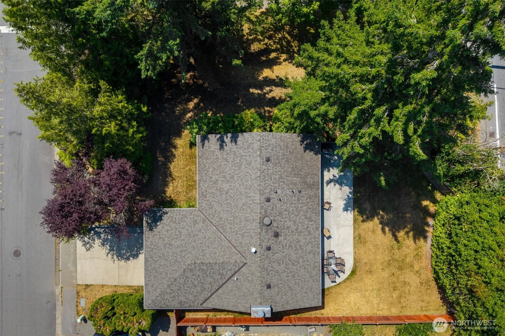 10909 156th Place NE, Redmond, WA 98052