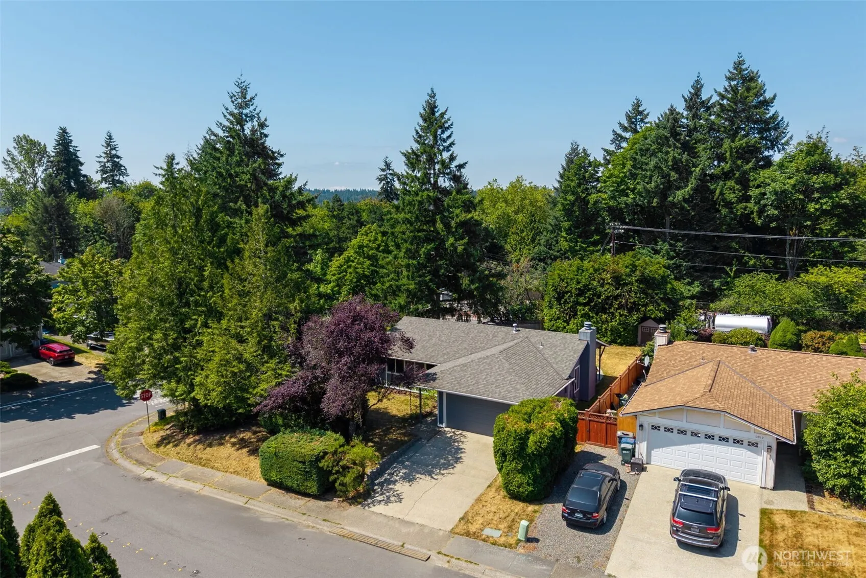 10909 156th Place NE, Redmond, WA 98052