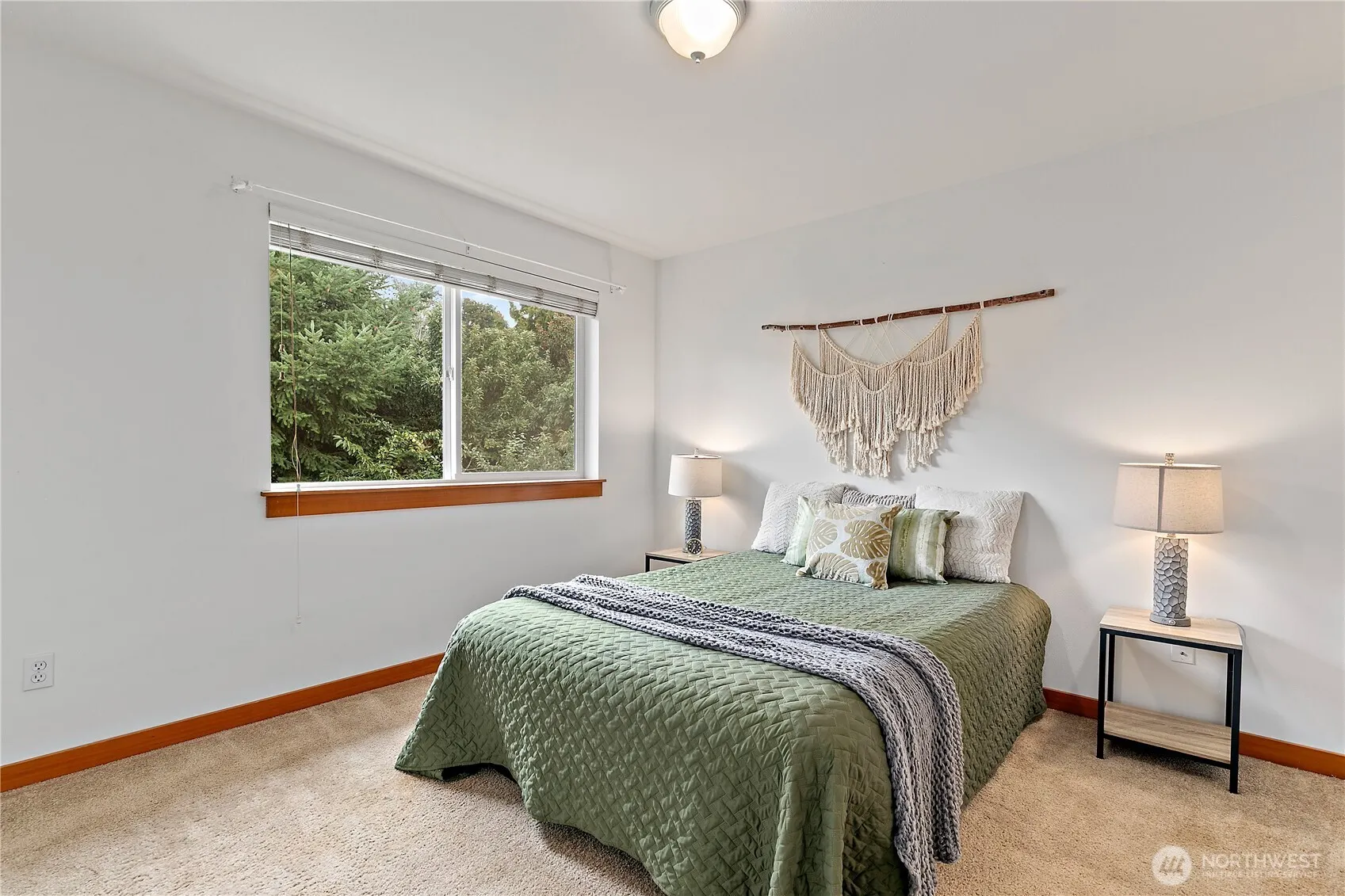 5468 18th Avenue SW, Seattle, WA 98106