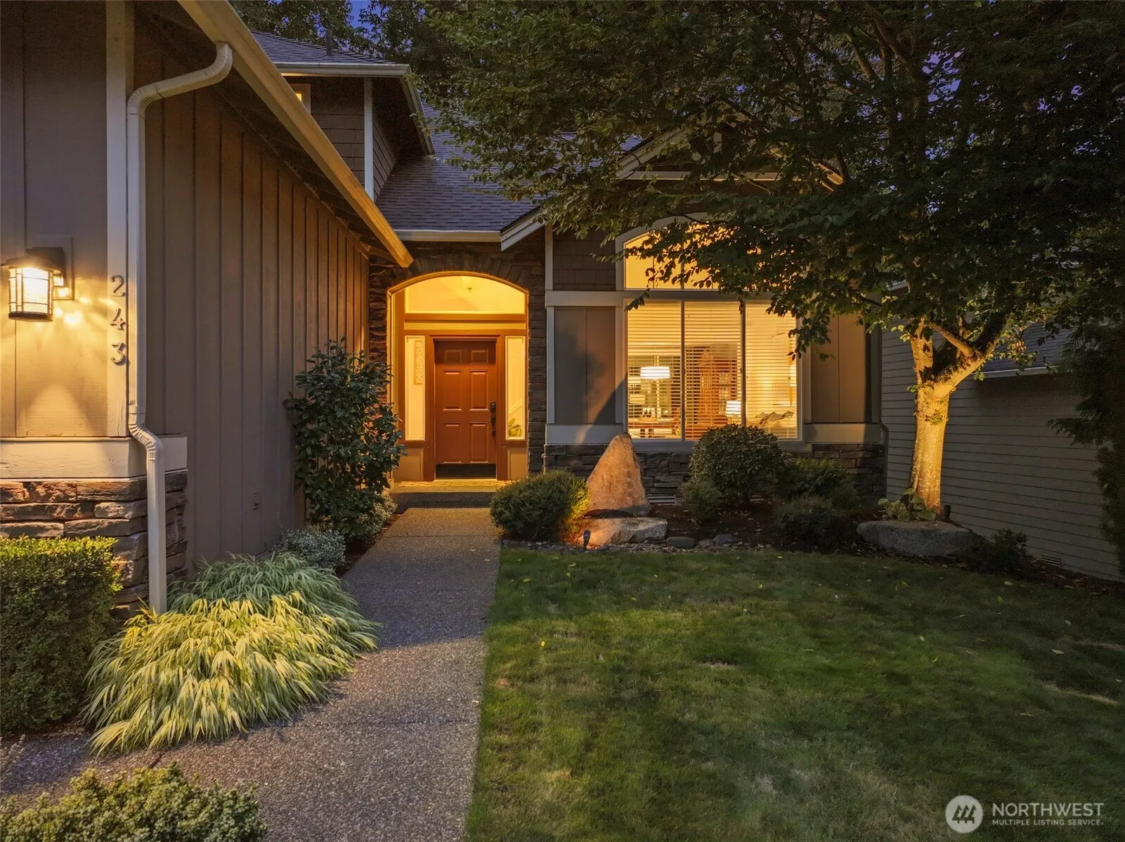 243 247th Place NE, Sammamish, WA 98074