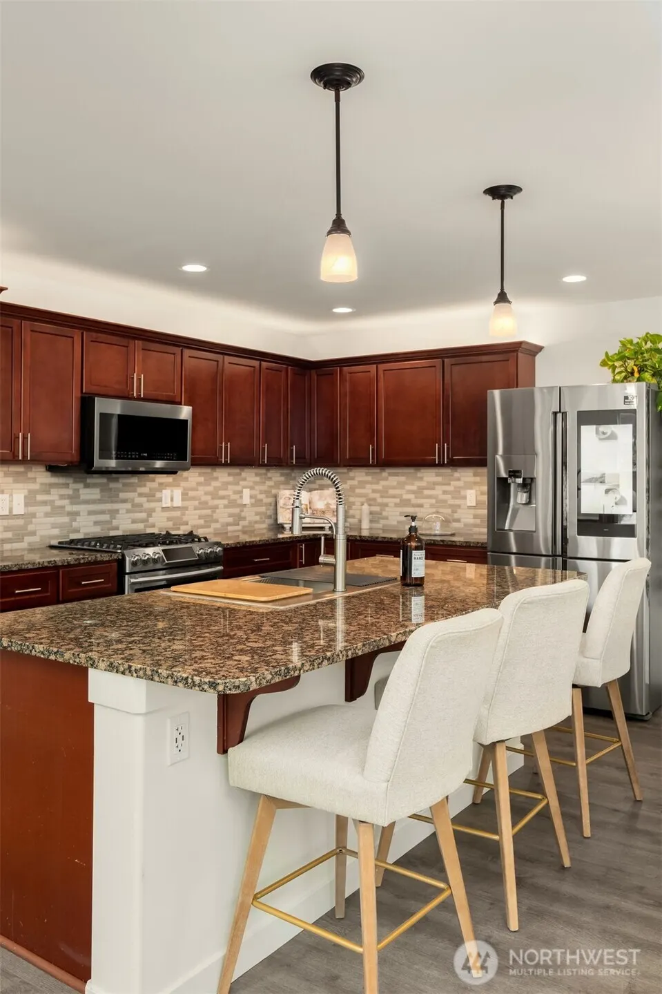 2432 192nd Place SW, Lynnwood, WA 98036