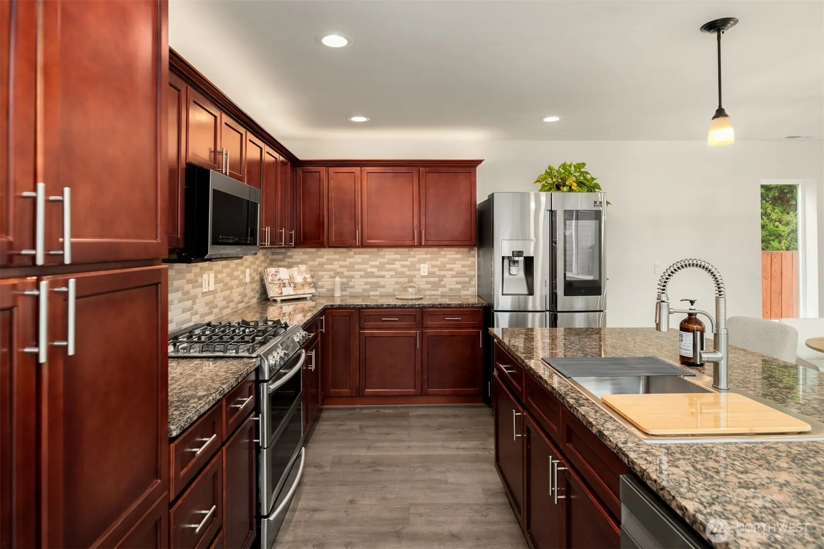 2432 192nd Place SW, Lynnwood, WA 98036