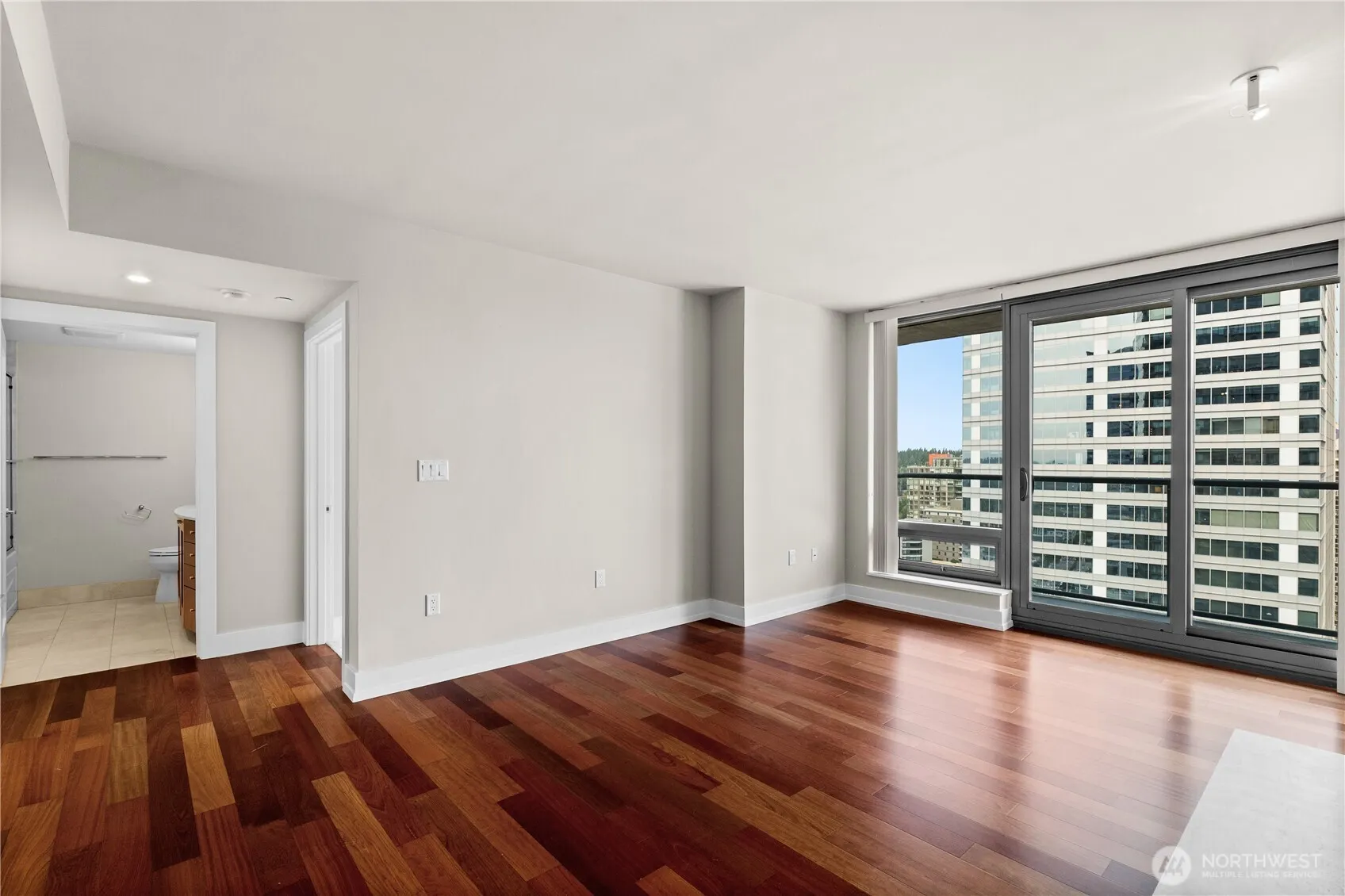 650 Bellevue Way NE #2305, Bellevue, WA 98004