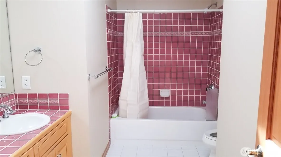 5315 Gran Paradiso Place NW, Issaquah, WA 98027