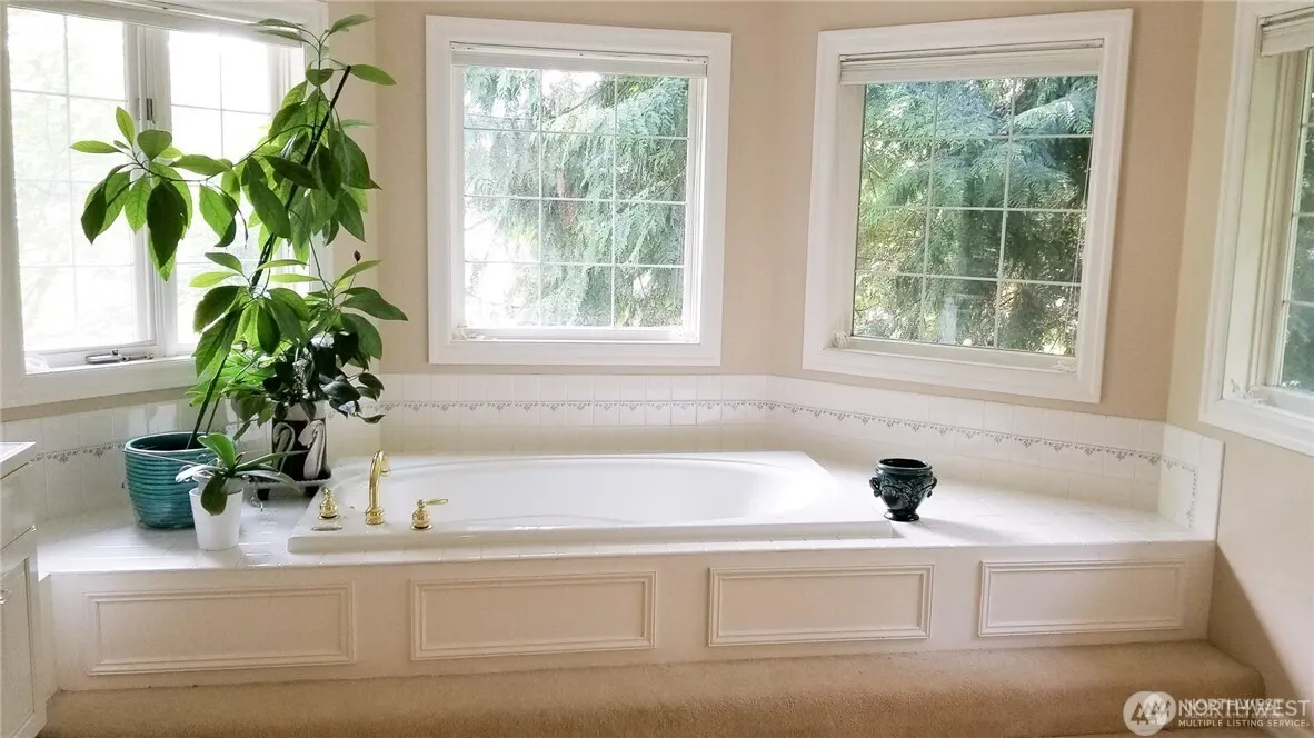 5315 Gran Paradiso Place NW, Issaquah, WA 98027