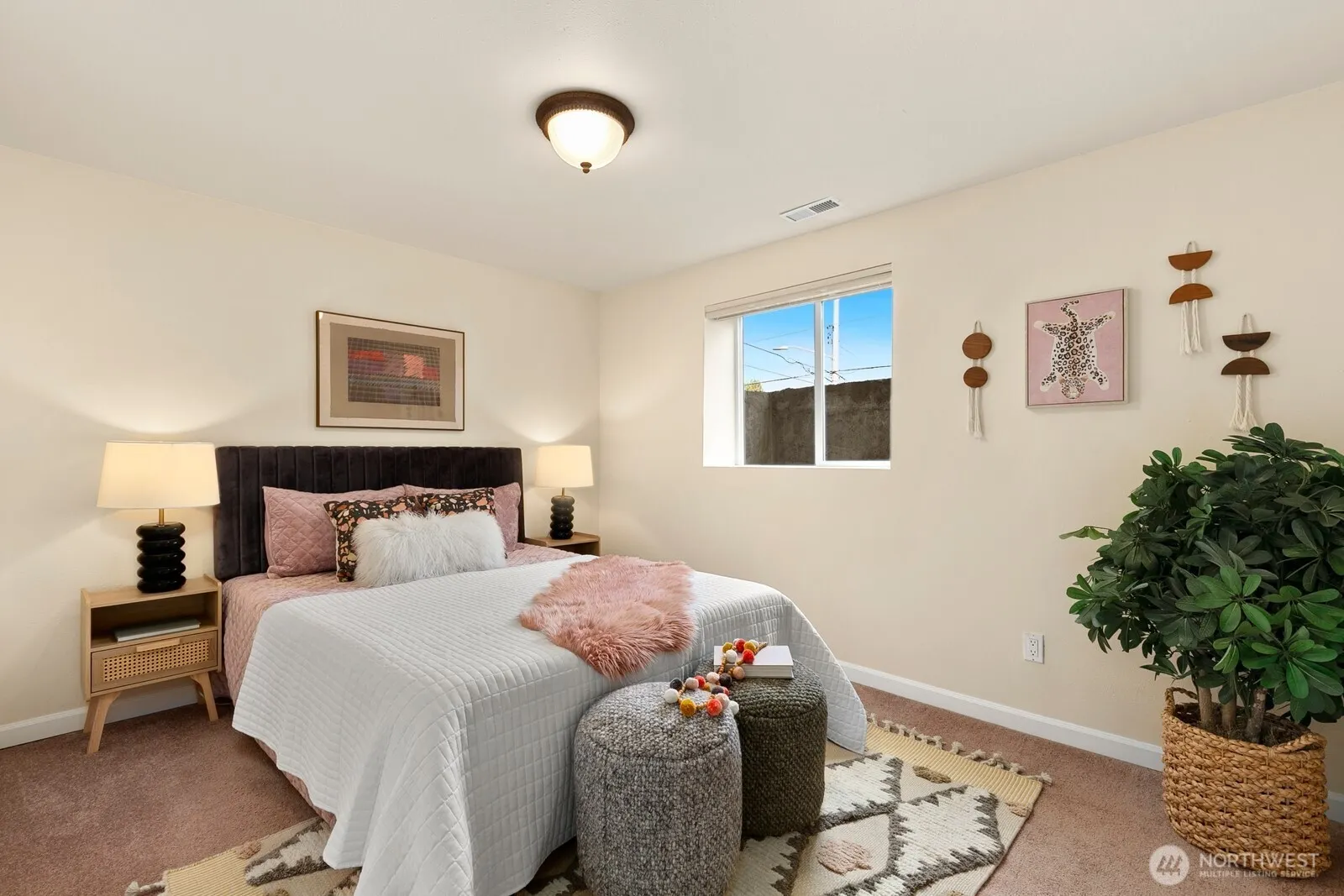 3701 SW Southern Street , Seattle, WA 98126-3445