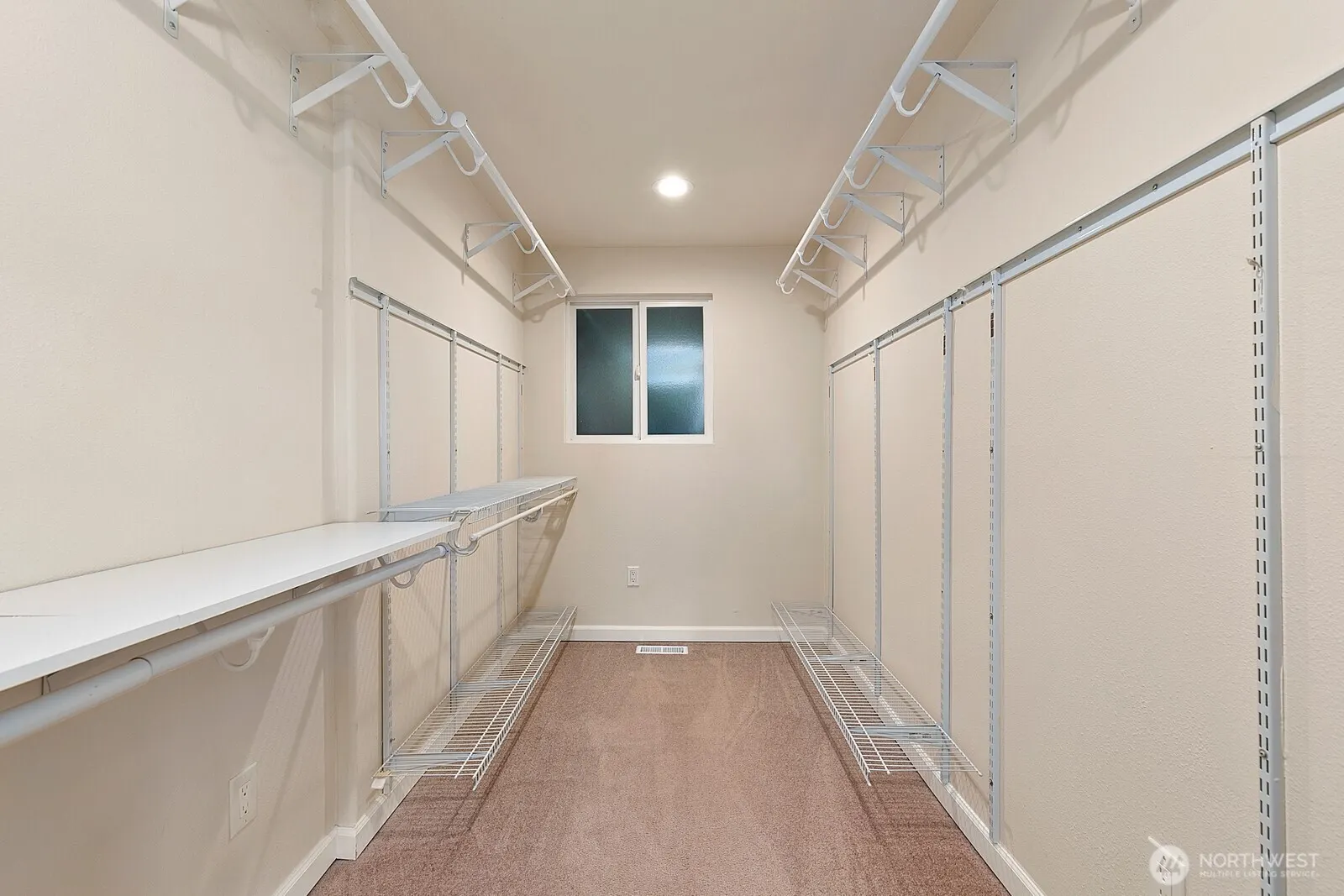 3701 SW Southern Street , Seattle, WA 98126-3445