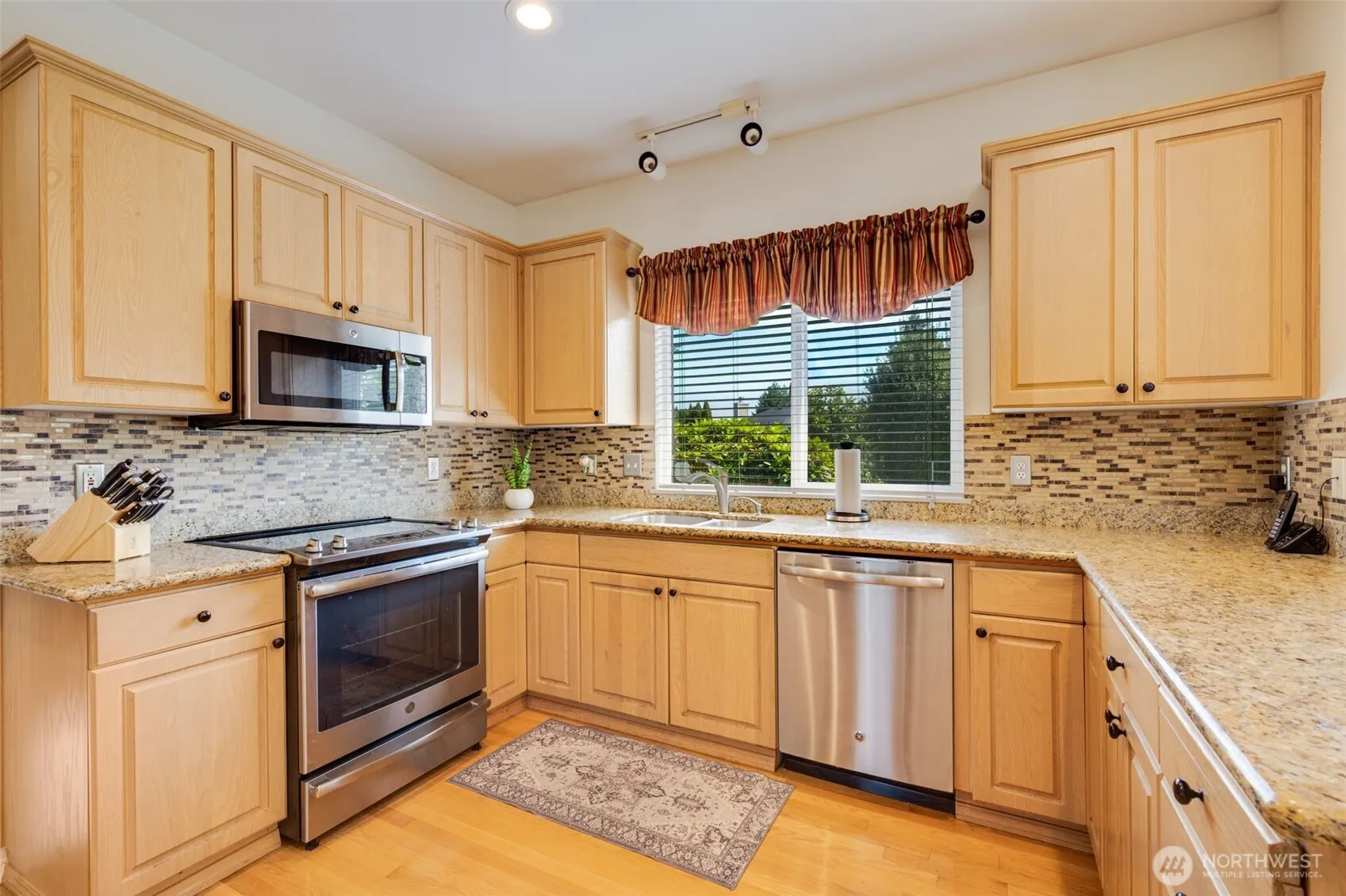 27814 148th Way SE, Kent, WA 98042-4373