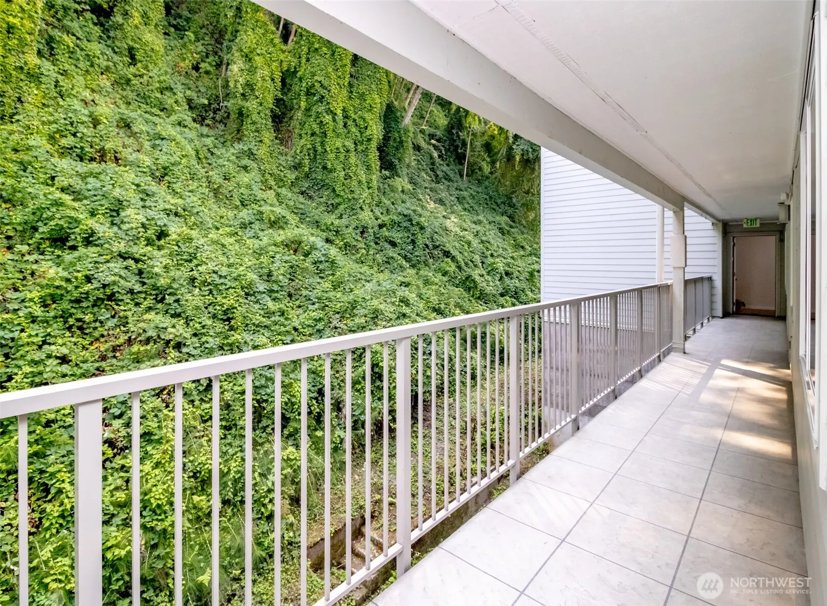 1526 Alki Avenue SW #204, Seattle, WA 98116