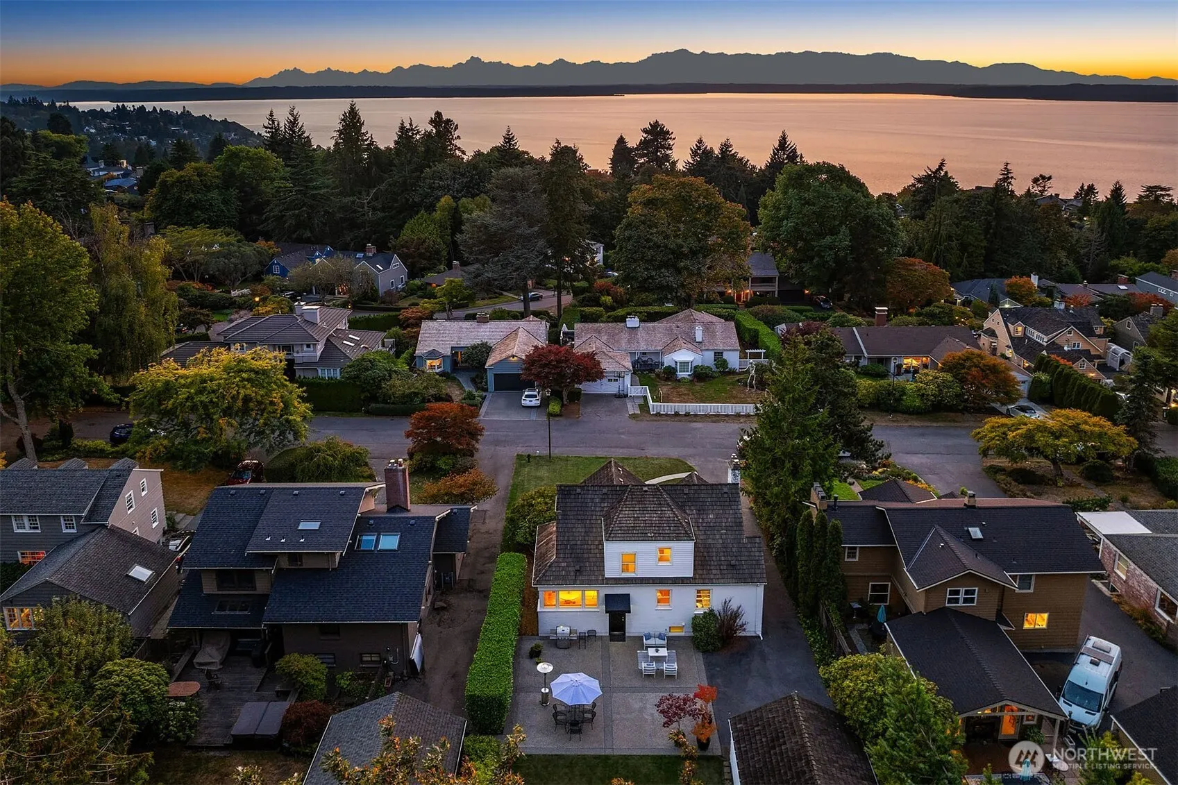 10322 15th Avenue NW, Seattle, WA 98177