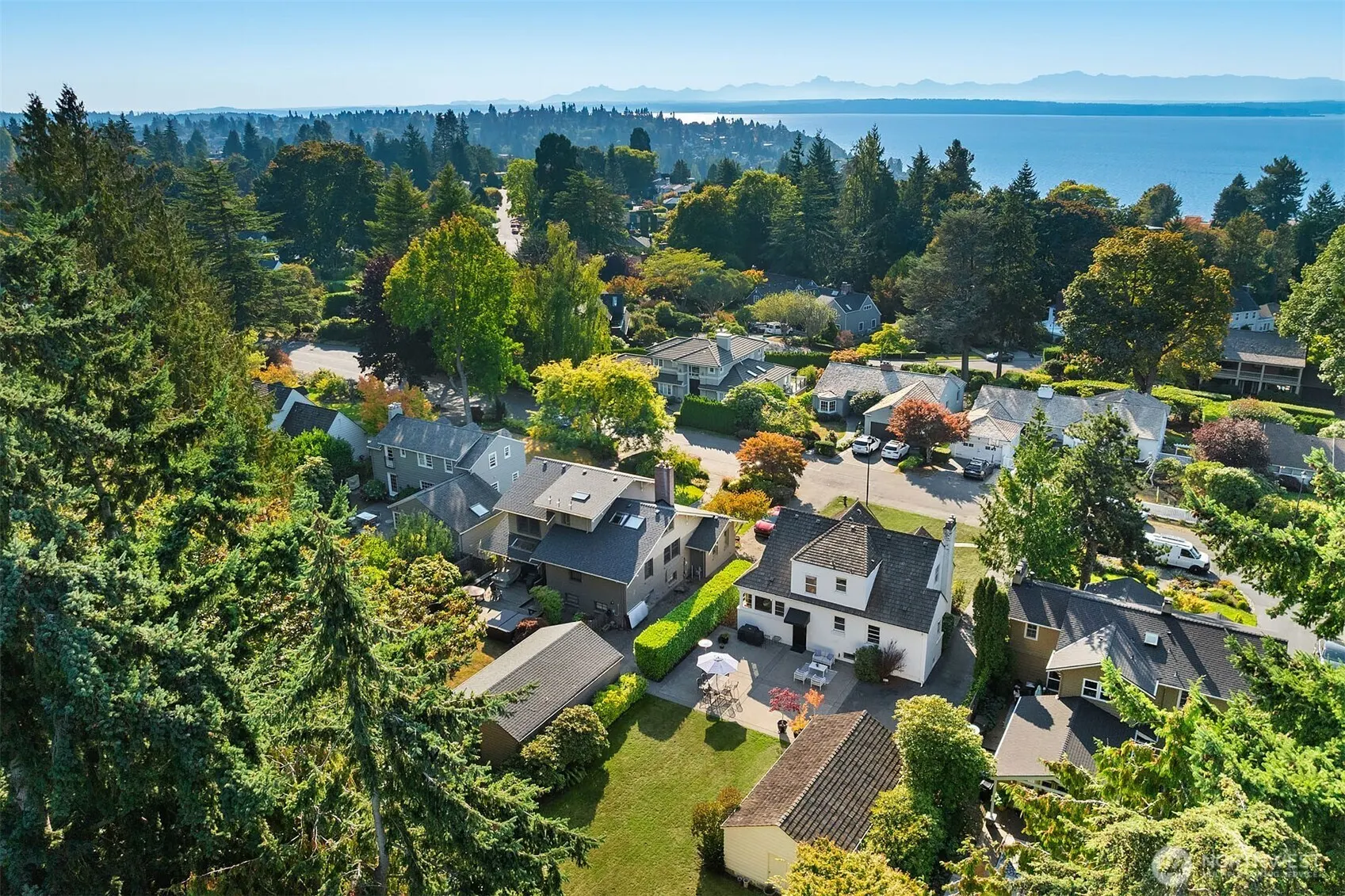 10322 15th Avenue NW, Seattle, WA 98177