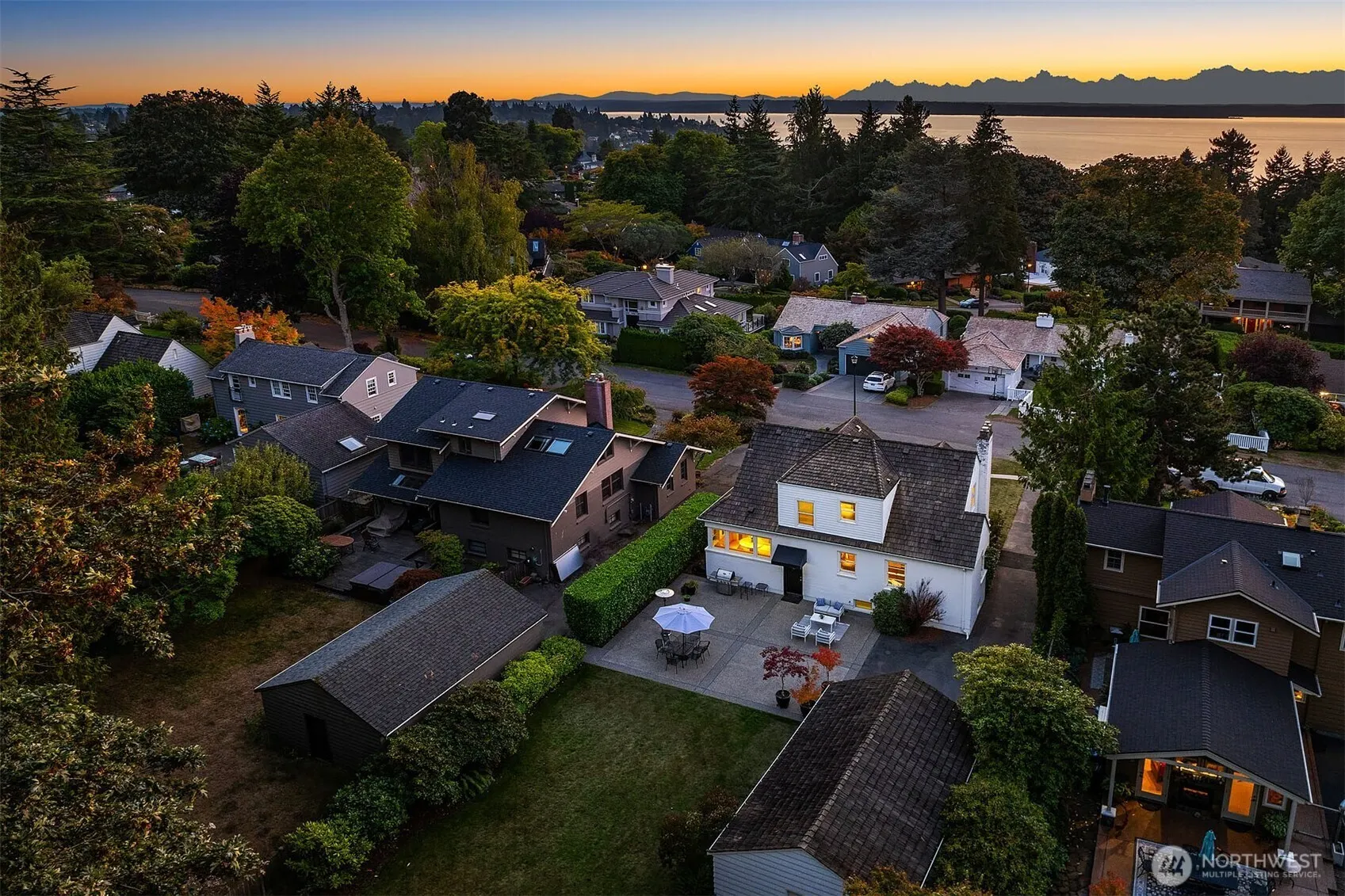 10322 15th Avenue NW, Seattle, WA 98177
