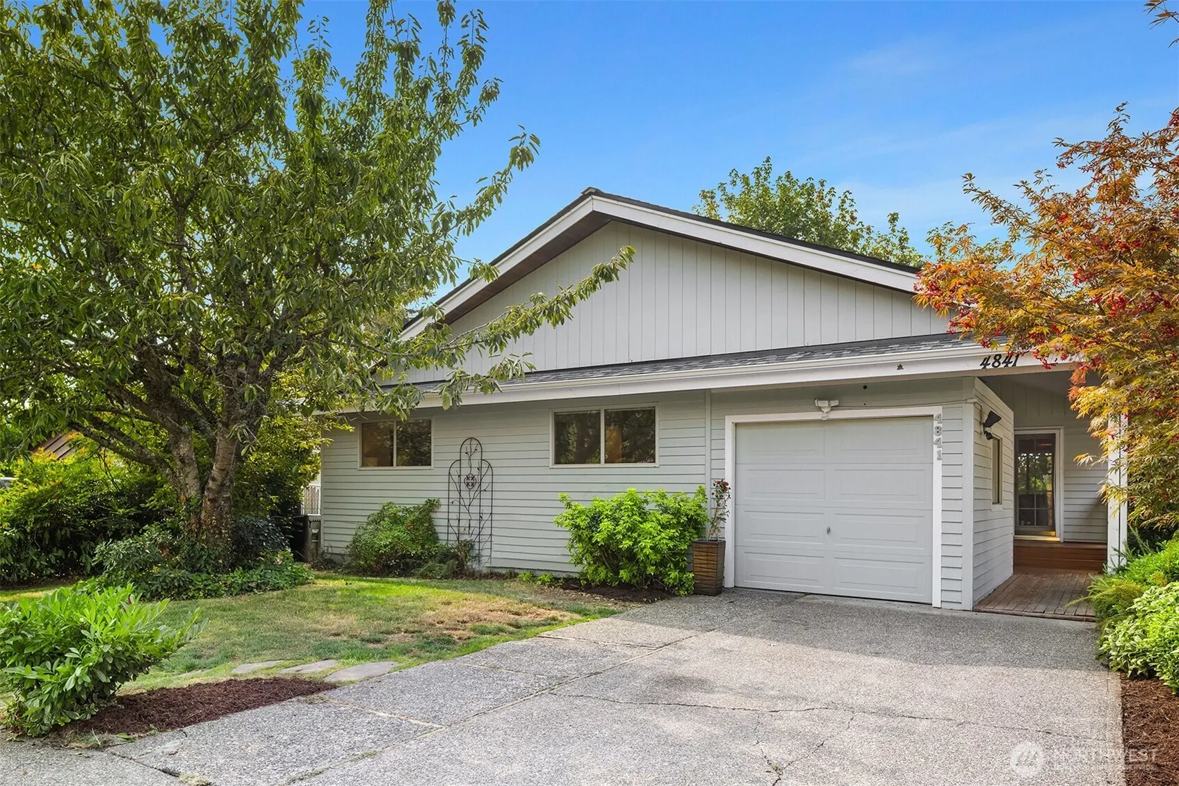 4841 38th Avenue SW, Seattle, WA 98126