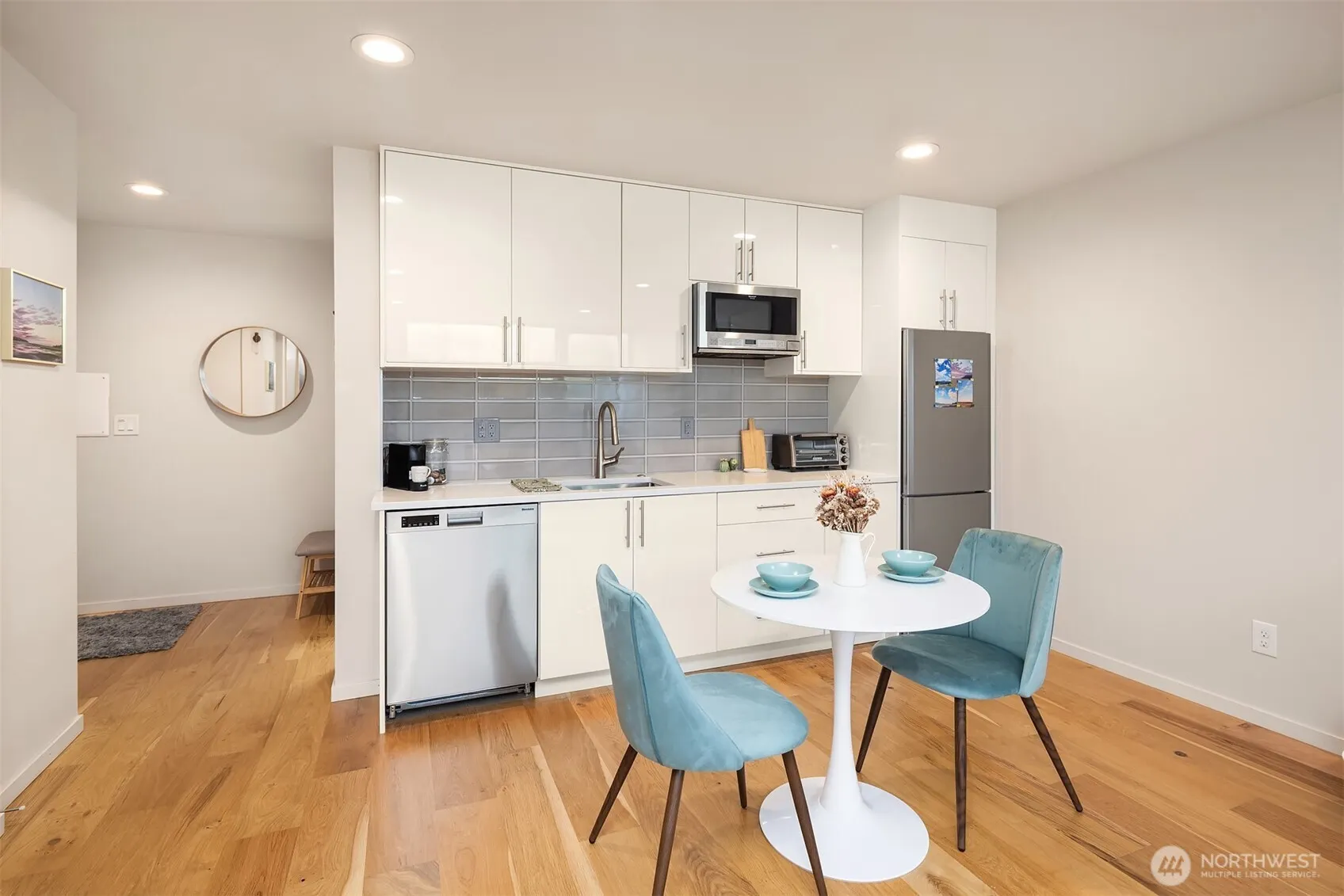 6221 20th Avenue NW, Seattle, WA 98107