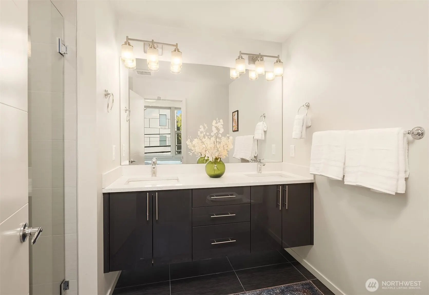 6221 20th Avenue NW, Seattle, WA 98107