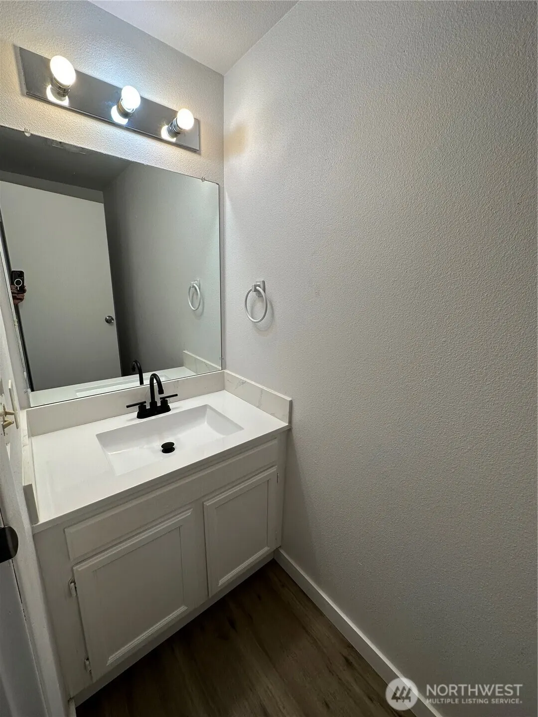 25051 144th PL SE Kent WA 98042 , Kent, WA 98042