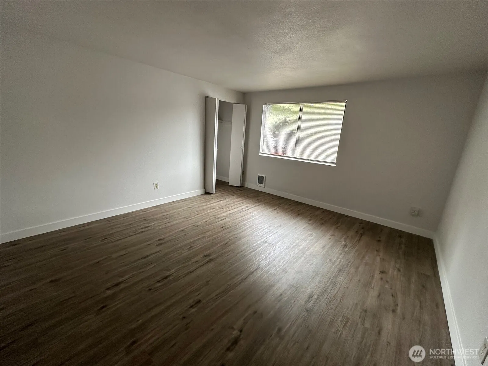 25051 144th PL SE Kent WA 98042 , Kent, WA 98042