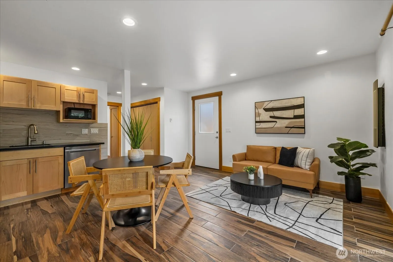 715 28th Ave S #& 713, Seattle, WA 98144