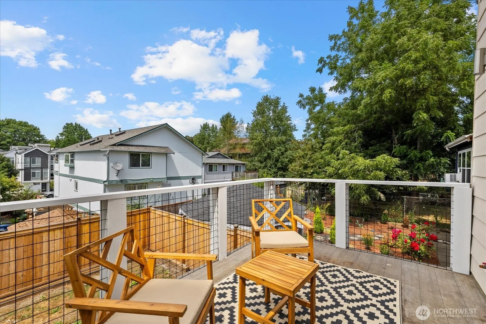 715 28th Ave S #& 713, Seattle, WA 98144
