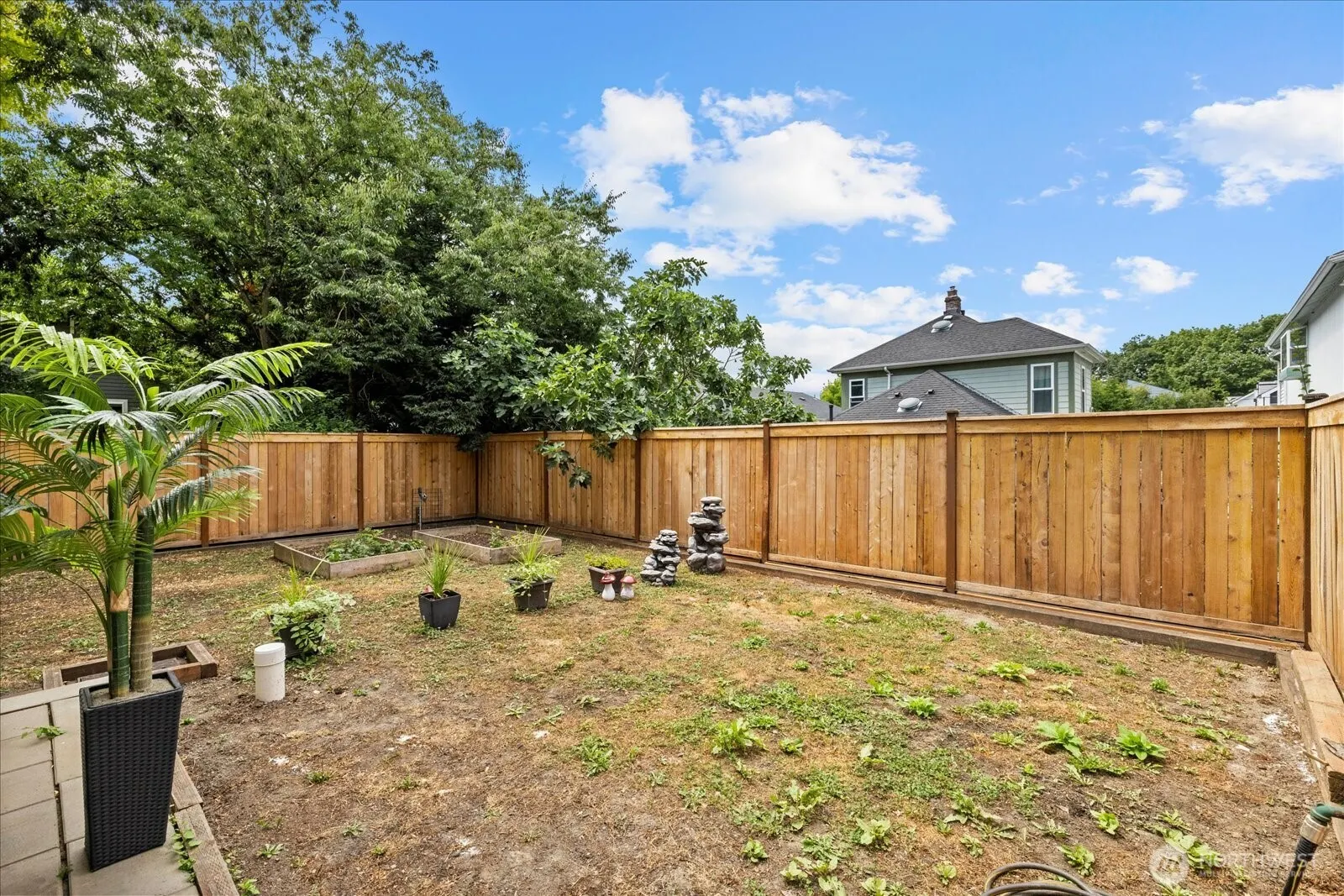 715 28th Ave S #& 713, Seattle, WA 98144