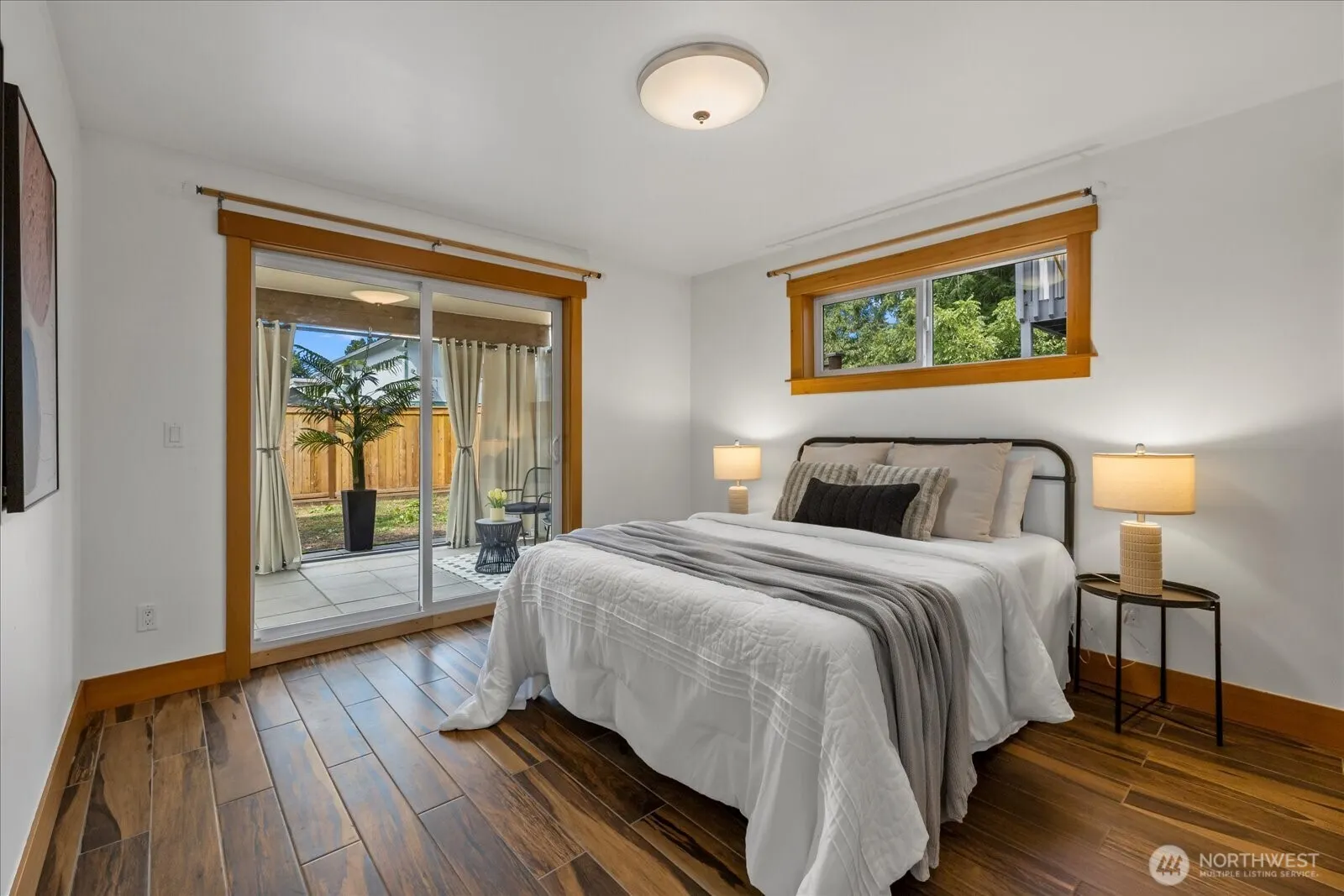 715 28th Ave S #& 713, Seattle, WA 98144