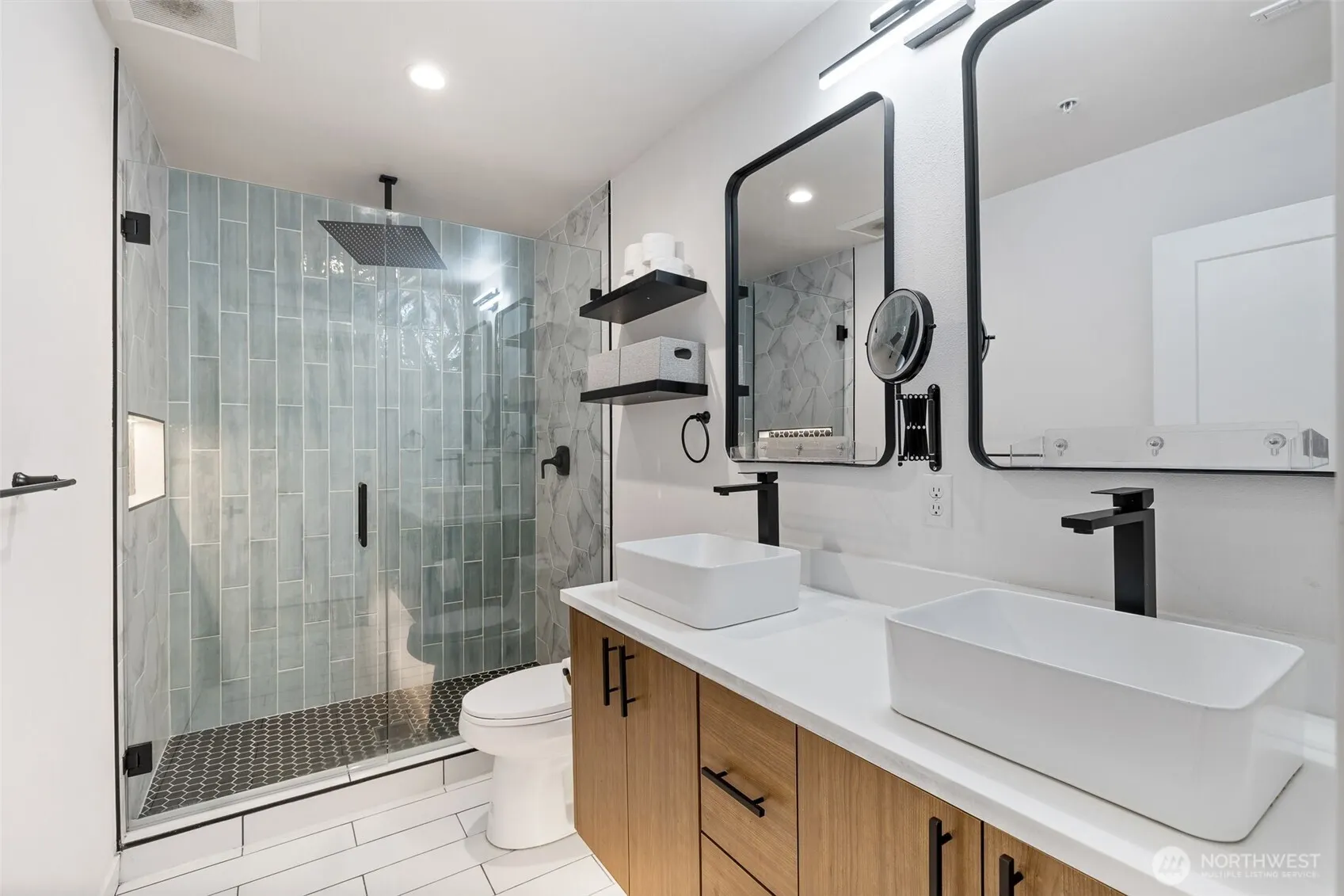 4011 Corliss Avenue N ##3, Seattle, WA 98103