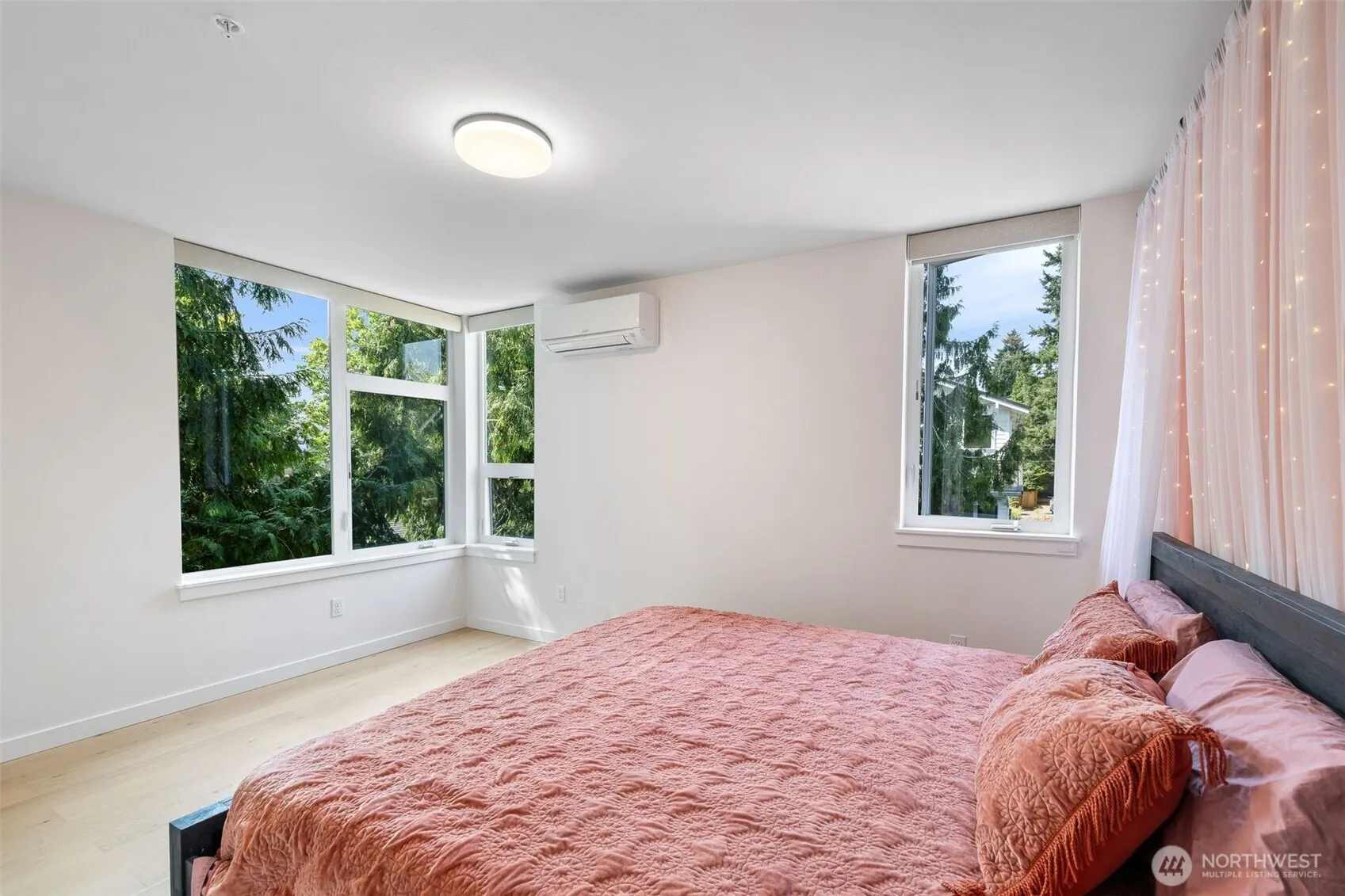 4011 Corliss Avenue N ##3, Seattle, WA 98103
