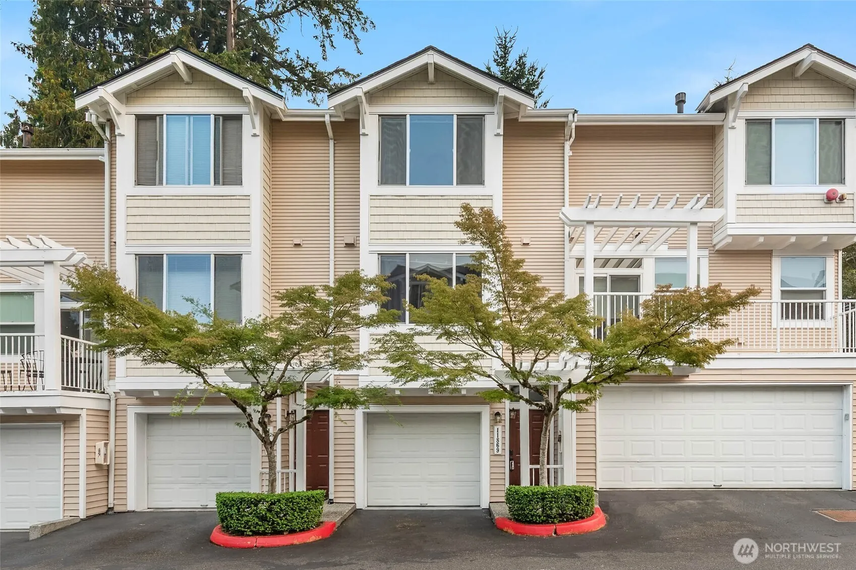 11869 NE 162nd Lane #12-3, Bothell, WA 98011