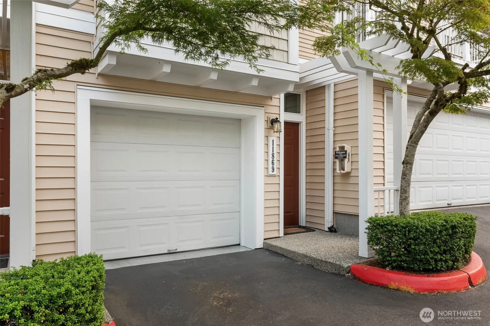 11869 NE 162nd Lane #12-3, Bothell, WA 98011