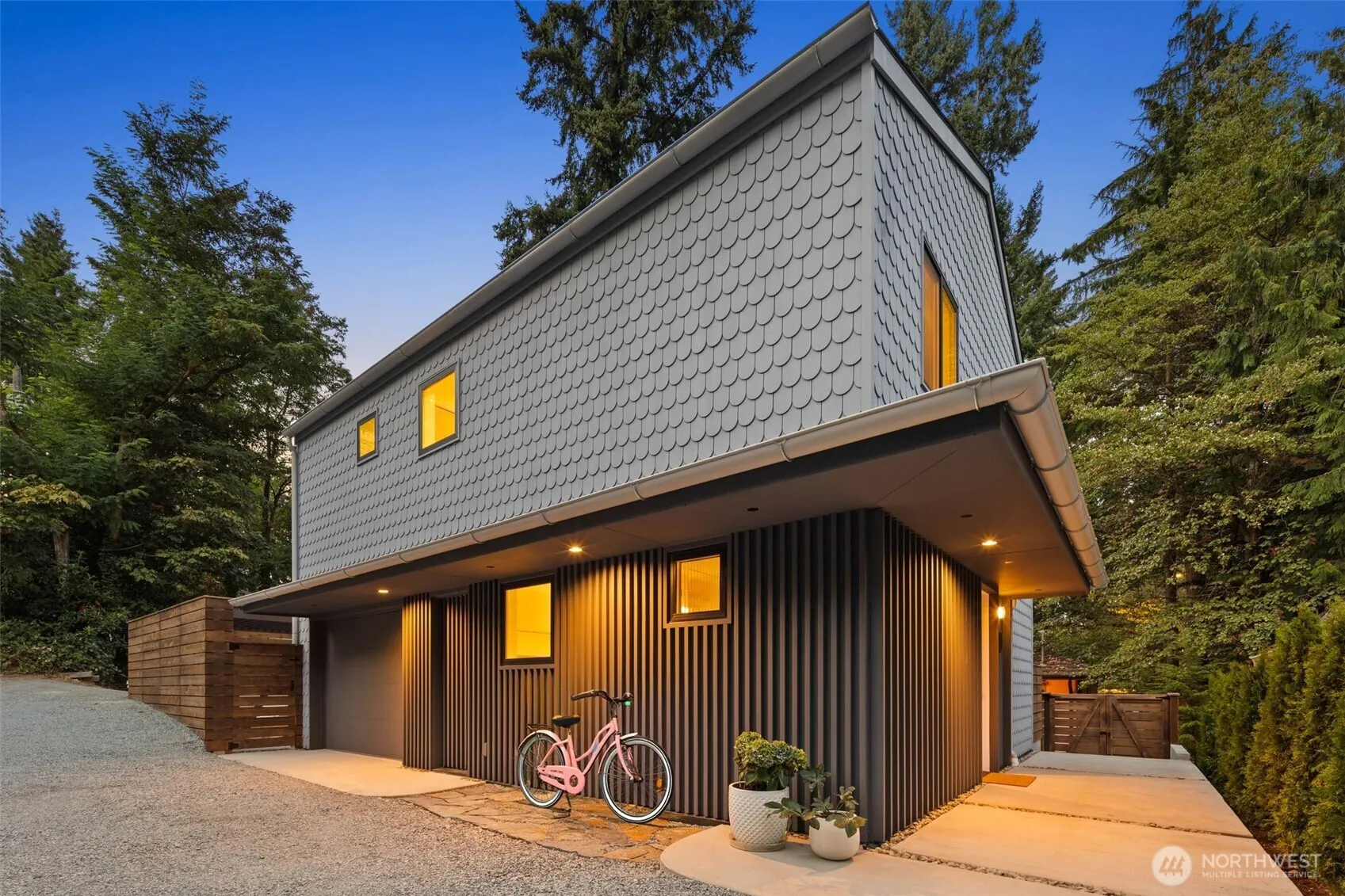 13315 11th Avenue NE, Seattle, WA 98125