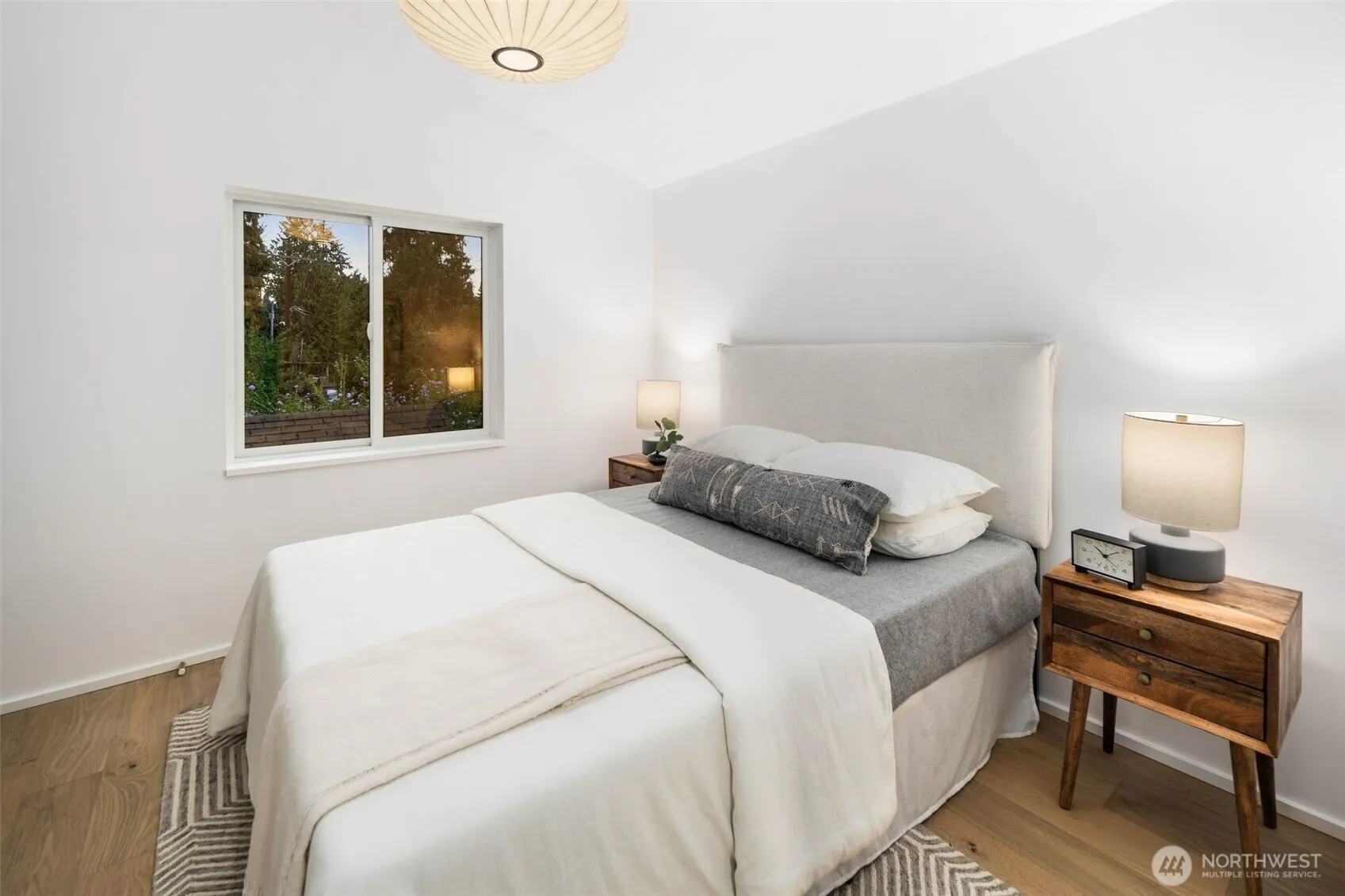 13315 11th Avenue NE, Seattle, WA 98125